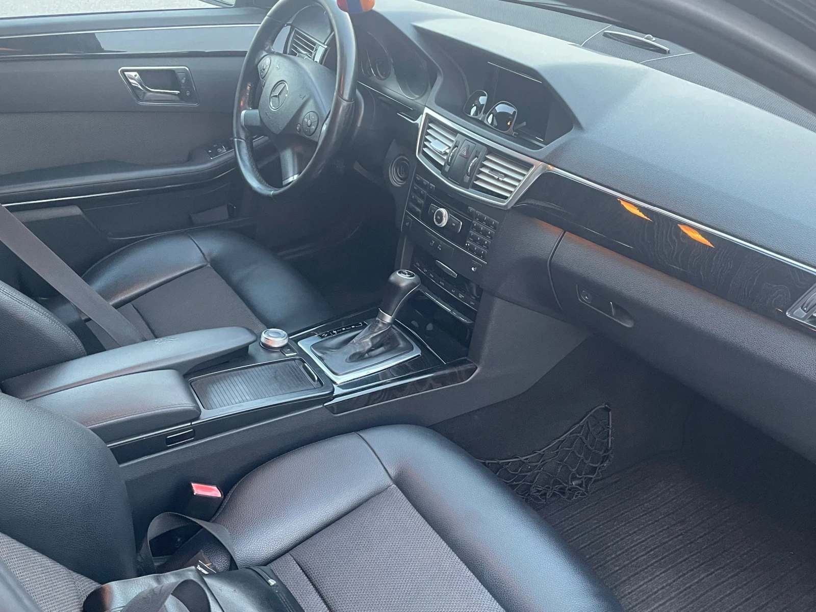 Mercedes-Benz E 220  - изображение 8
