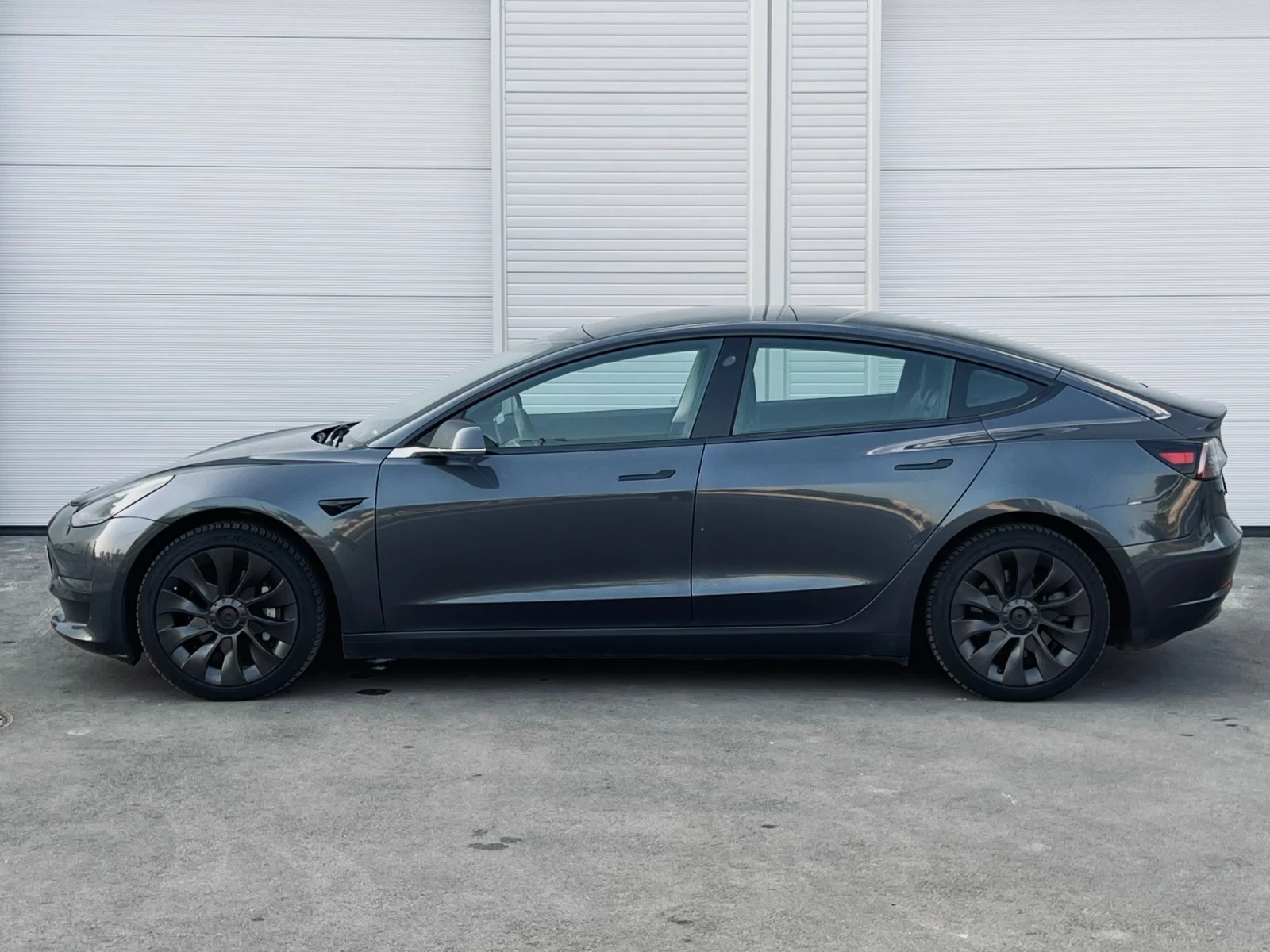 Tesla Model 3 Performance AWD Европейска - изображение 6