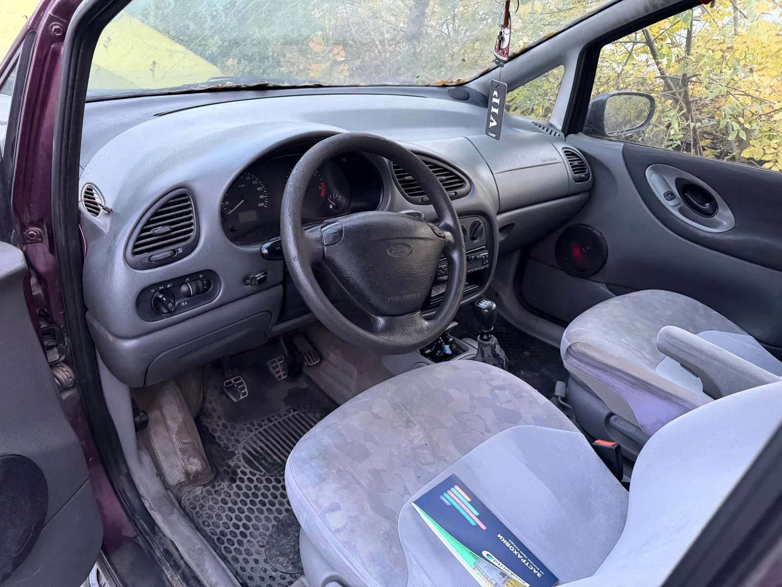 Ford Galaxy  - изображение 3