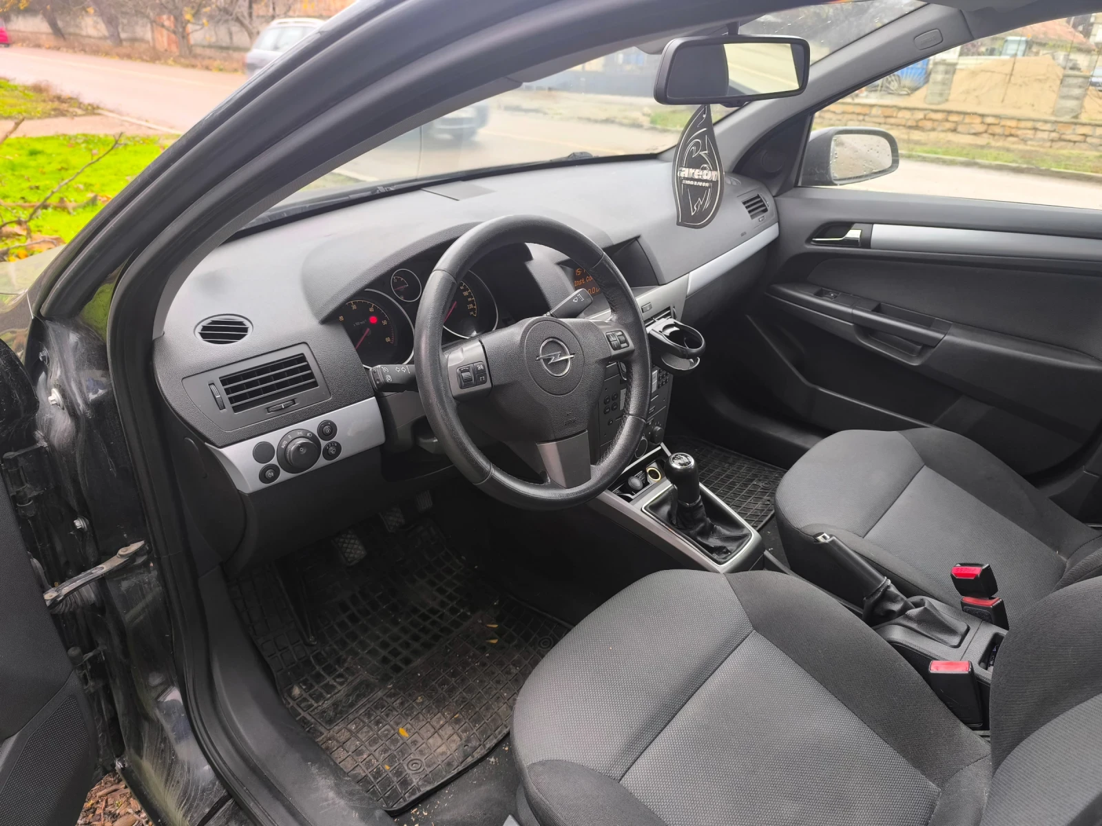 Opel Astra 1.9 - изображение 8