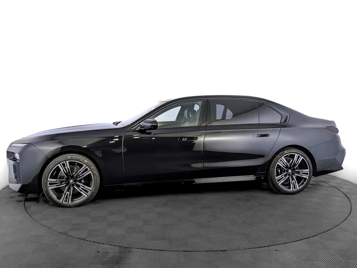 BMW 740 d xDrive M-Pack - изображение 3