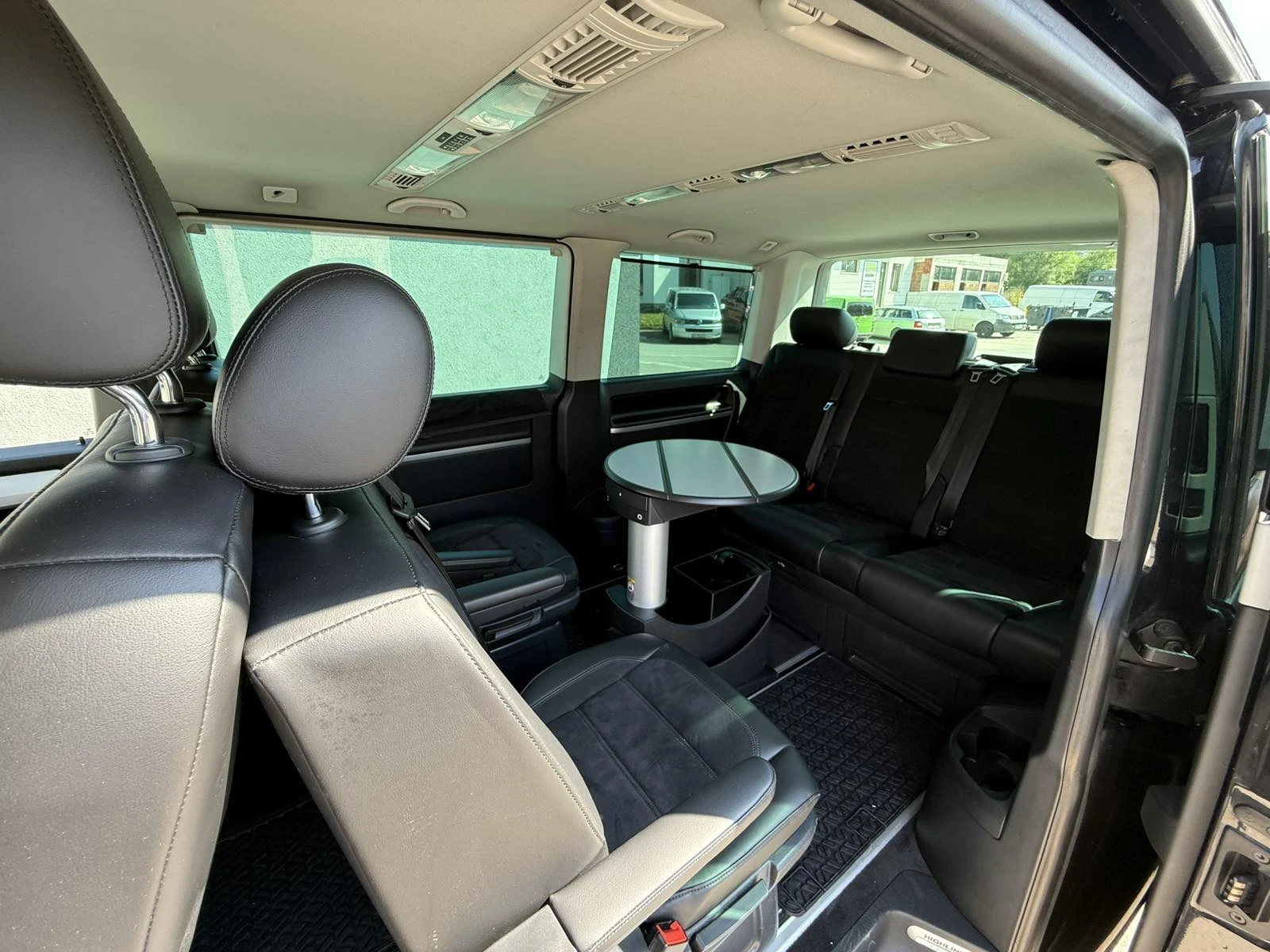 VW Multivan 2.0TDI DSG 4MOTION, снимка 16 - Автомобили и джипове - 53722959