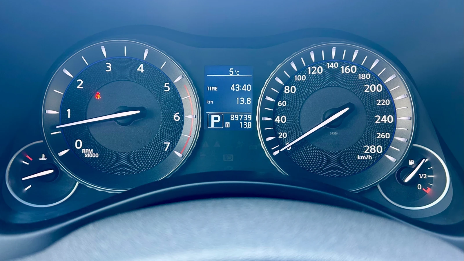 Infiniti Q70 89700km!!!3.0D, 240hp | Mobile.bg � ����������� 10