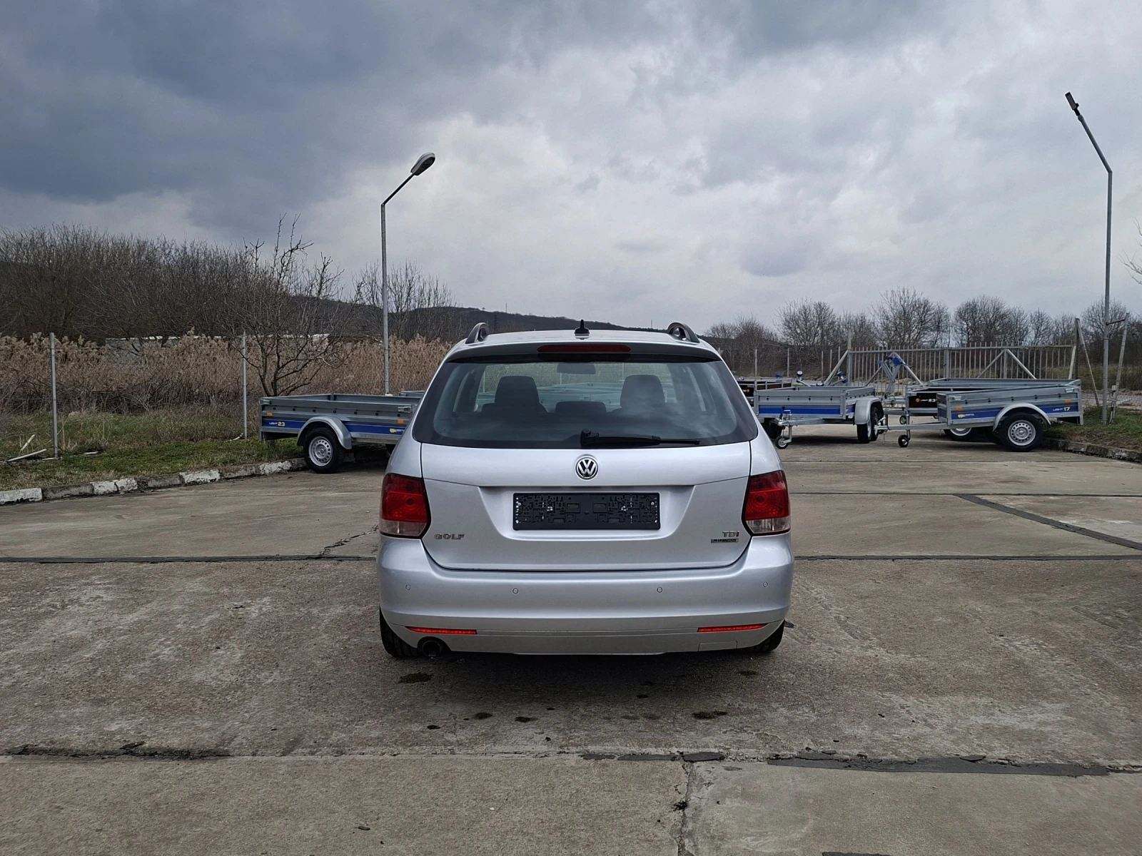 VW Golf 1.6TDi 105кс. Bluemotion, снимка 5 - Автомобили и джипове - 53915271