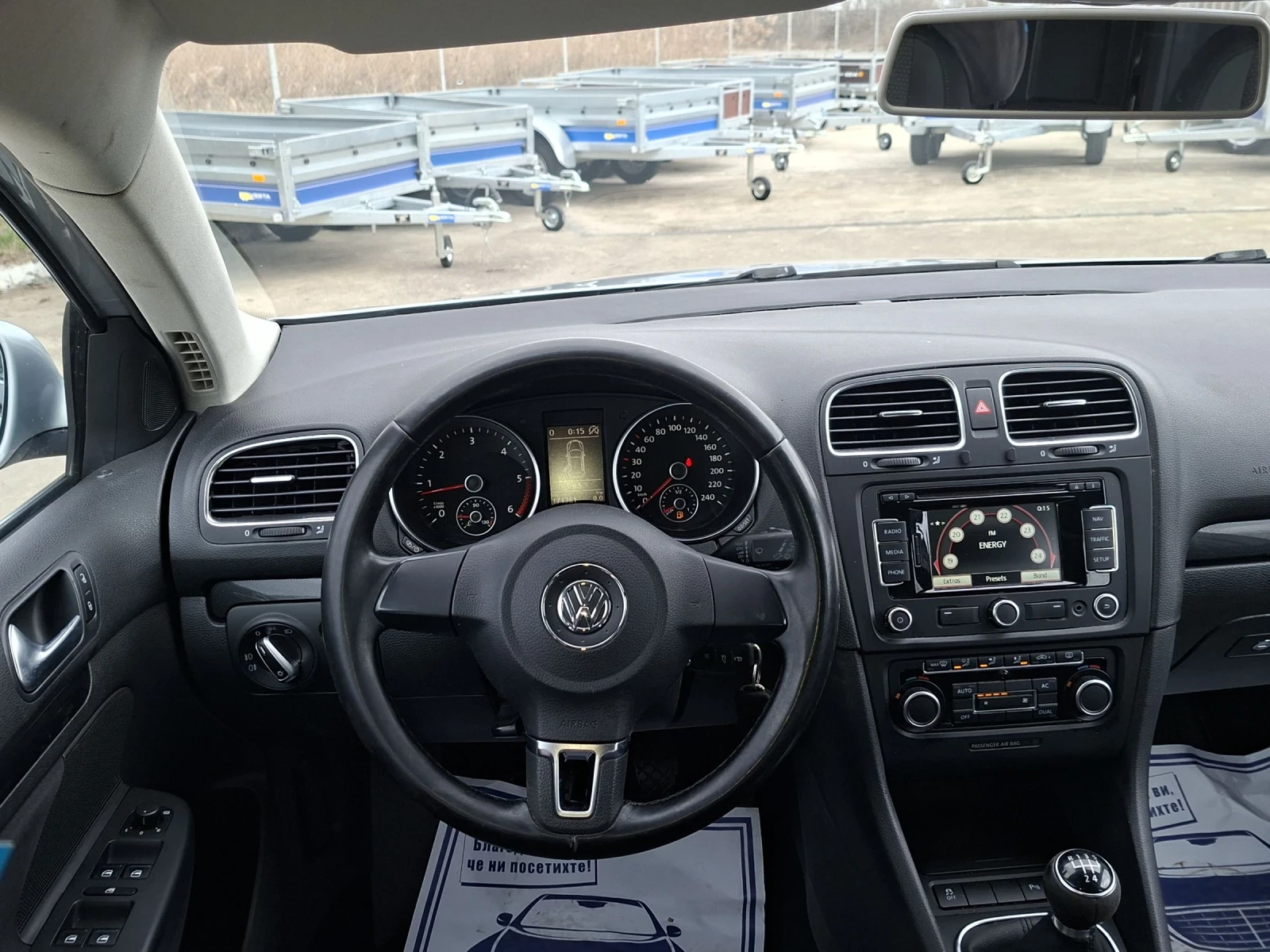 VW Golf 1.6TDi 105кс. Bluemotion, снимка 9 - Автомобили и джипове - 53915271