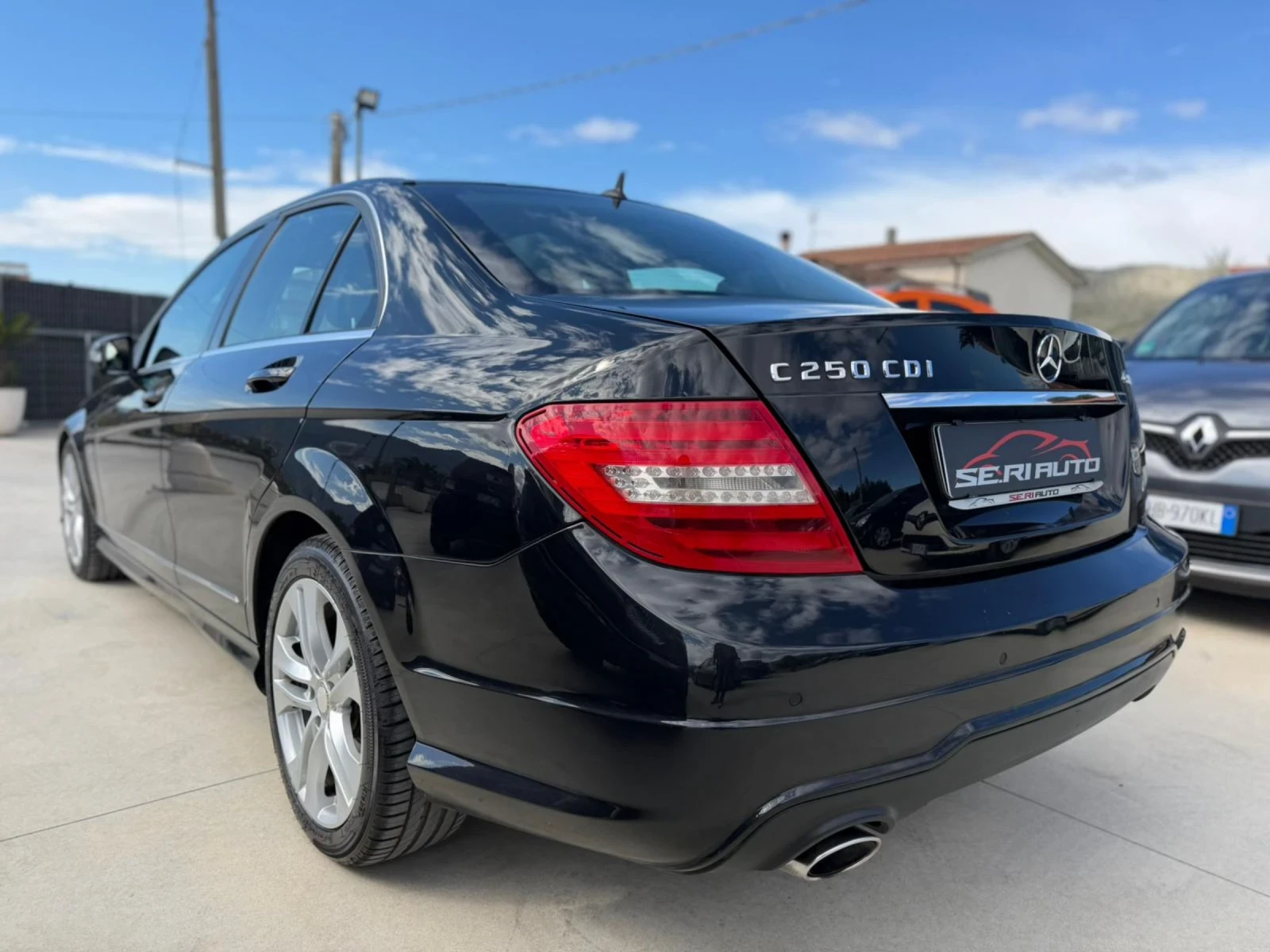 Mercedes-Benz C 250 CDI AMG-PAKET 4-MATIC, снимка 3 - Автомобили и джипове - 53921301