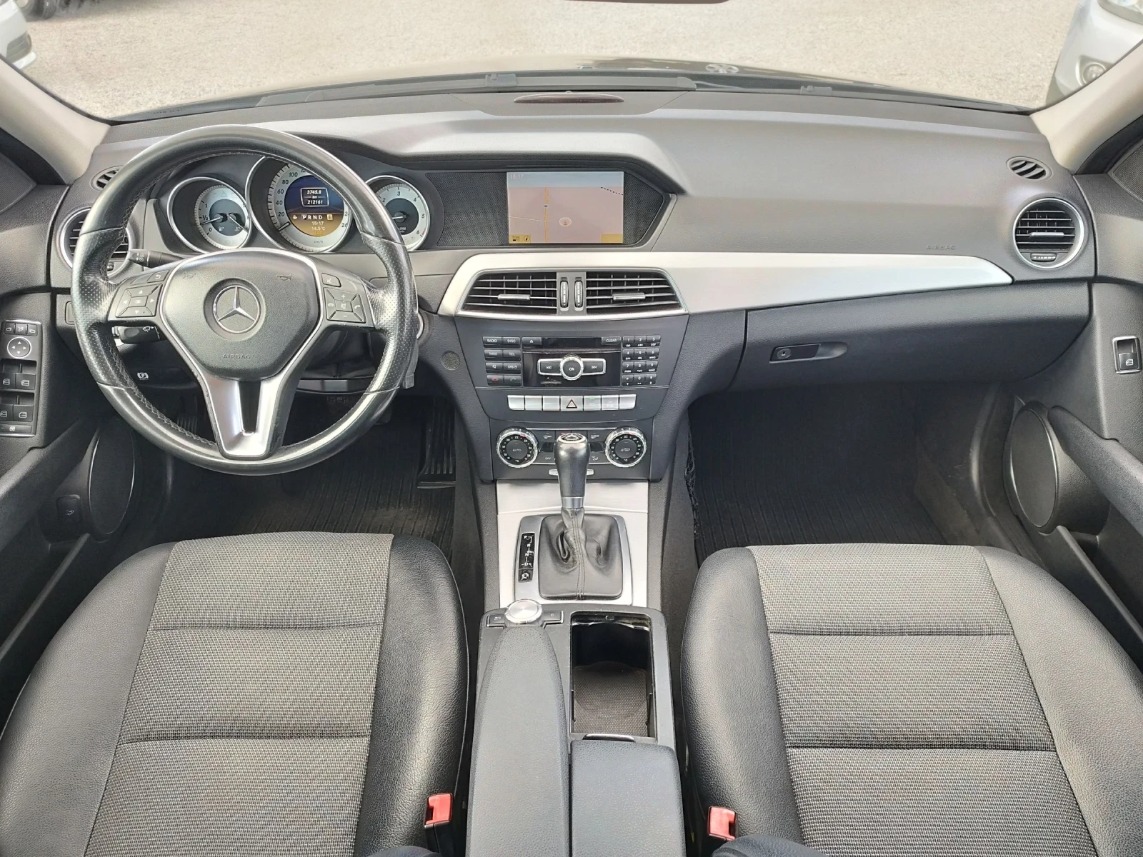 Mercedes-Benz C 250 CDI AMG-PAKET 4-MATIC, снимка 11 - Автомобили и джипове - 53921301