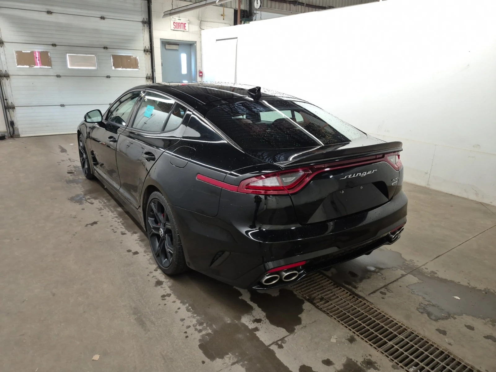 Kia Stinger * * CARFAX * * ���� ������ * *  | Mobile.bg � ����������� 6