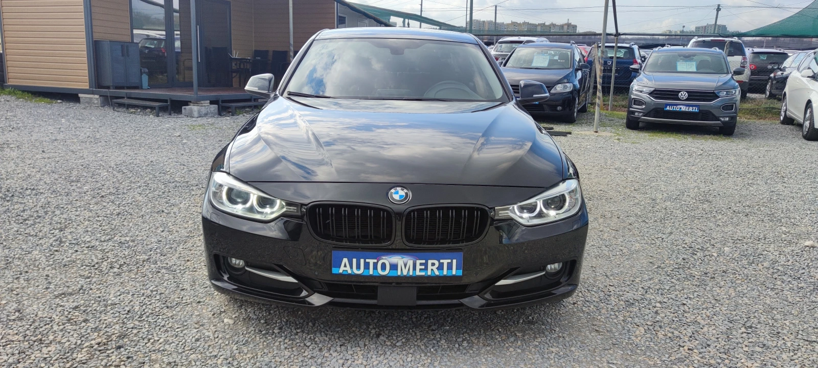 BMW 320 2.0D xDrive , снимка 2 - Автомобили и джипове - 54091038