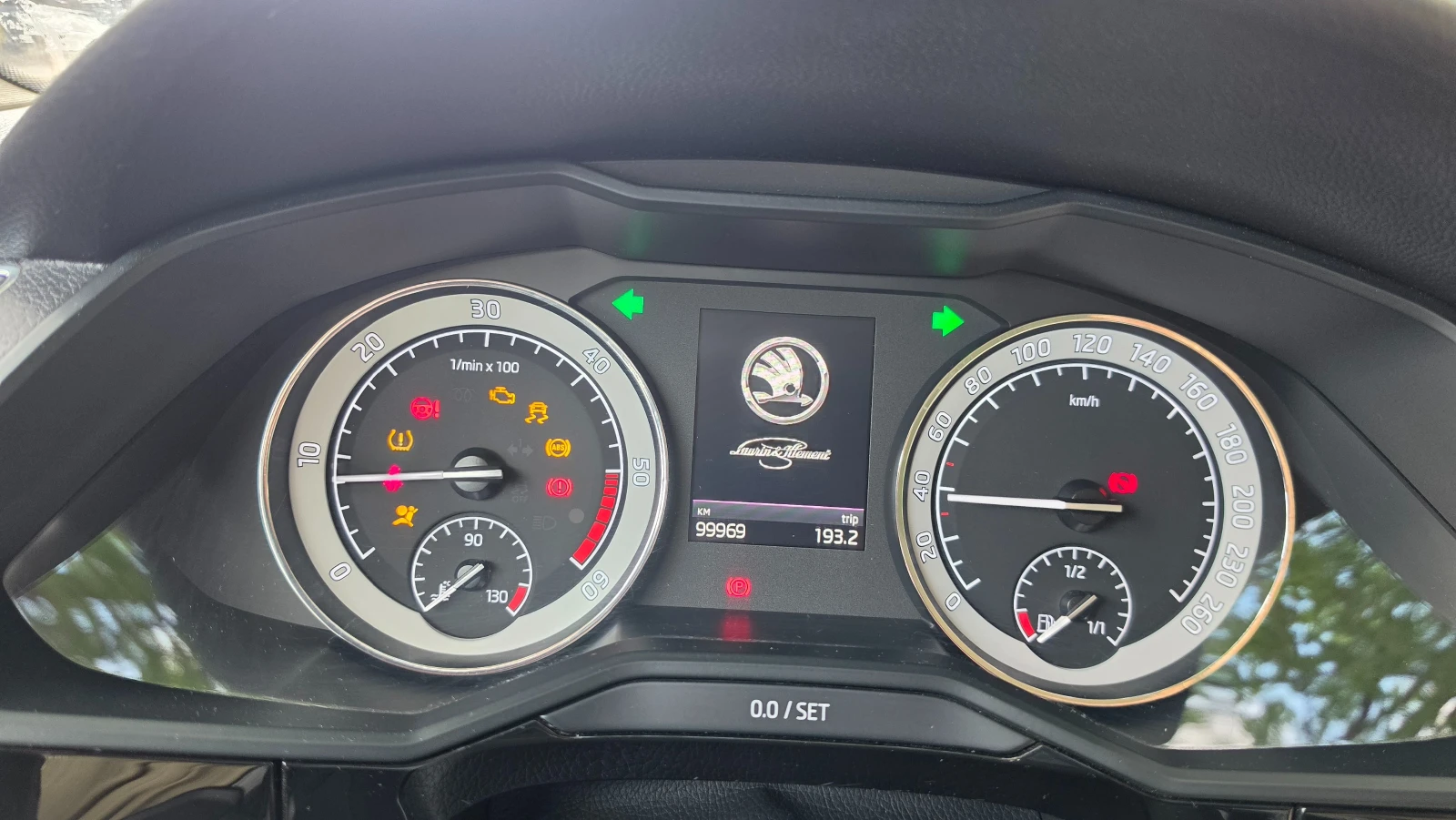 Skoda Superb L&K, снимка 8 - Автомобили и джипове - 54672751