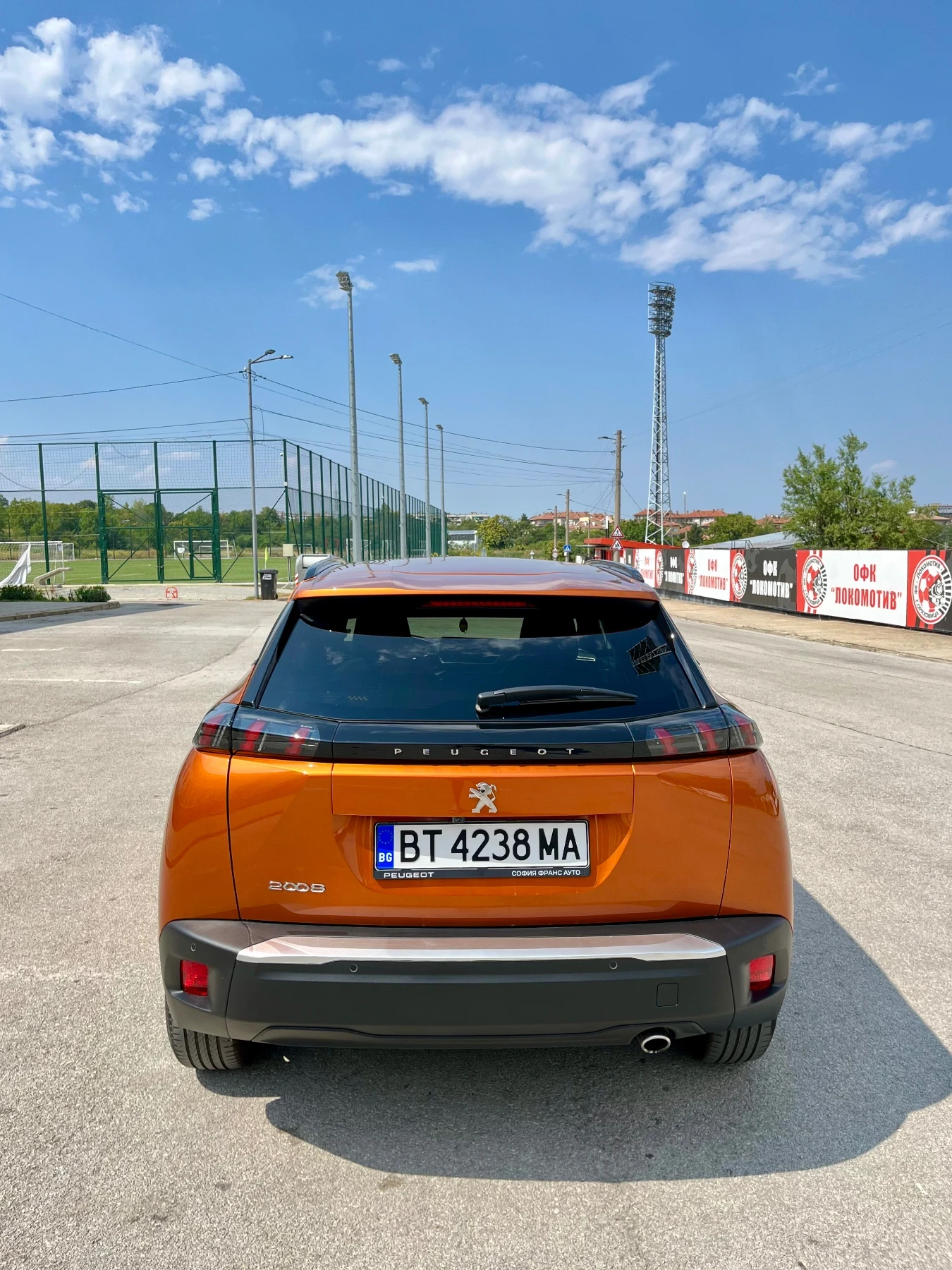 Peugeot 2008 Allure, снимка 6 - Автомобили и джипове - 54712150