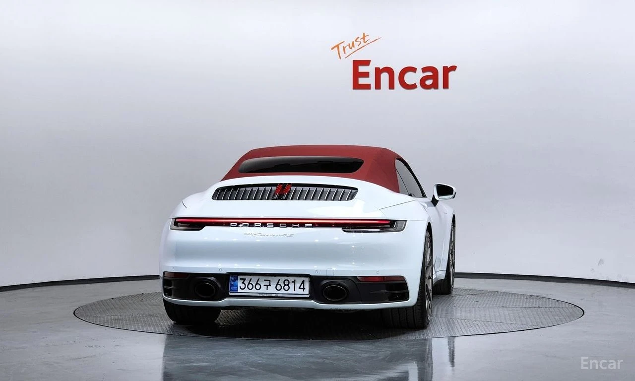 Porsche 911 CARRERA 4S* CABRIO* PDK* BOSE* ОБДУХВАНЕ* 360 CAM, снимка 3 - Автомобили и джипове - 54999705