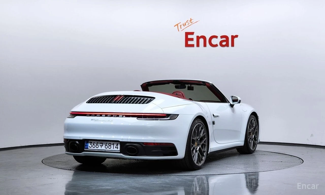 Porsche 911 CARRERA 4S* CABRIO* PDK* BOSE* ОБДУХВАНЕ* 360 CAM, снимка 4 - Автомобили и джипове - 54999705