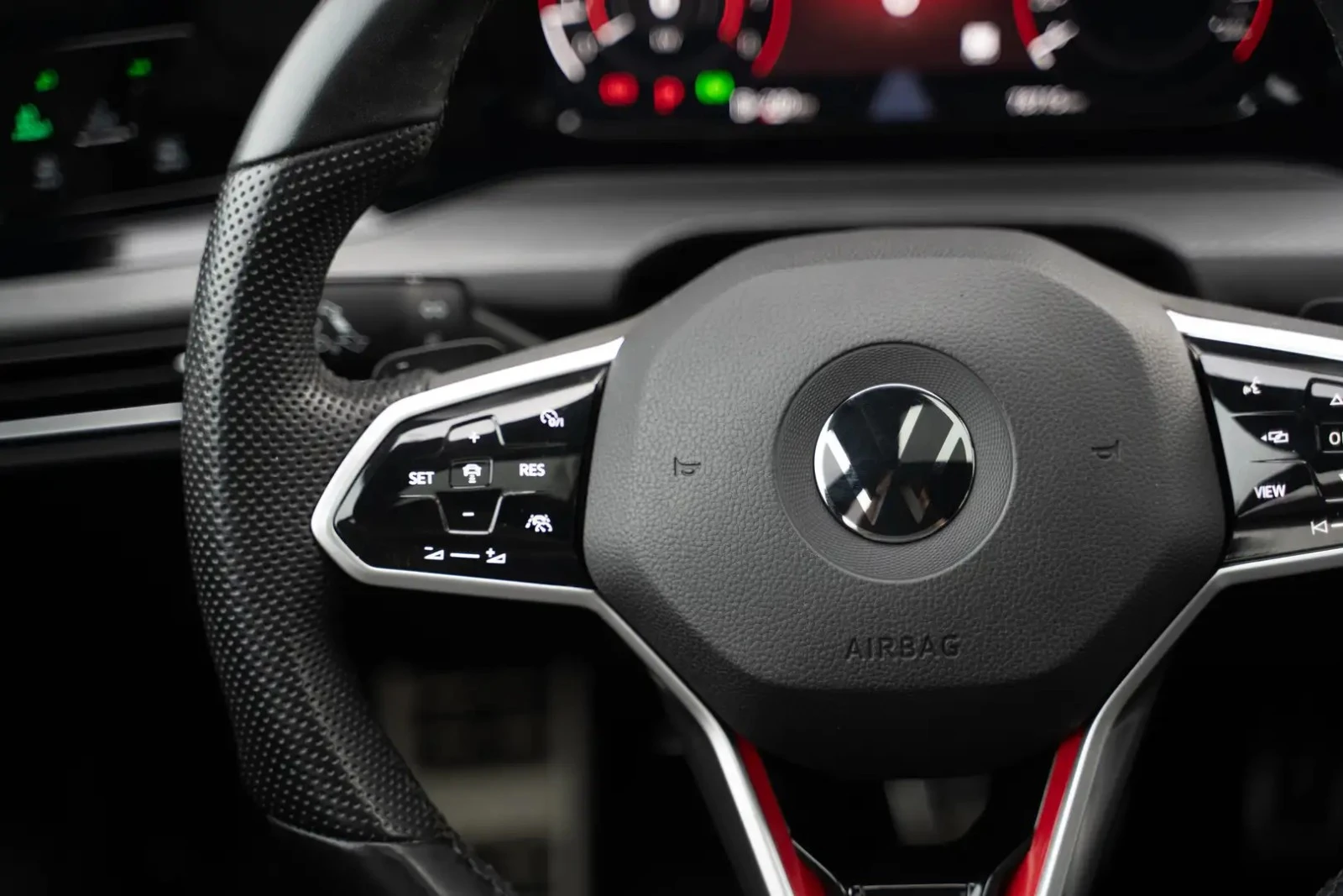 VW Golf GTI Performance DSG ЦЕНА ДО БГ АВТОКРЕДИТ, снимка 10 - Автомобили и джипове - 55283474