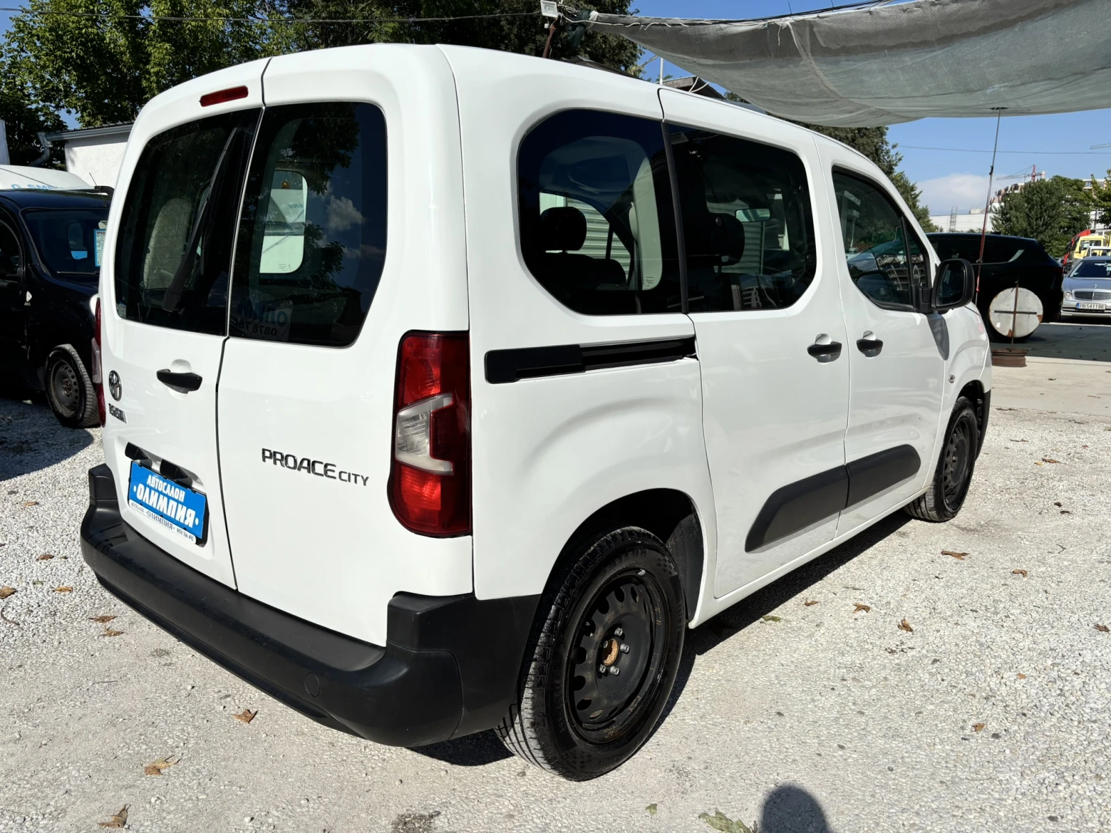 Toyota Proace City 1.5-D4D, снимка 5 - Автомобили и джипове - 55537380