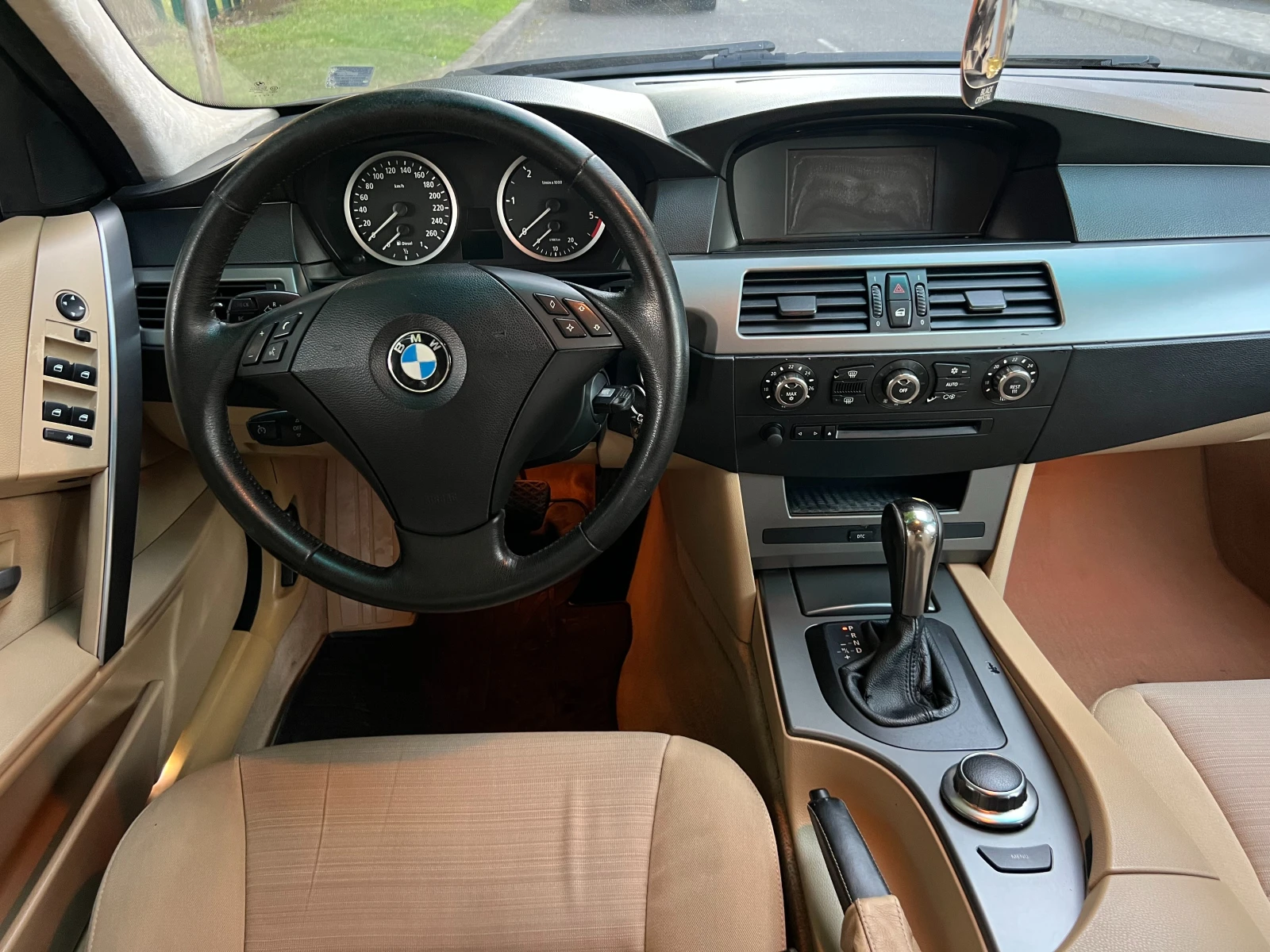 BMW 530 D ПЕРФЕКТНО СЪСТОЯНИЕ , снимка 12 - Автомобили и джипове - 55877604
