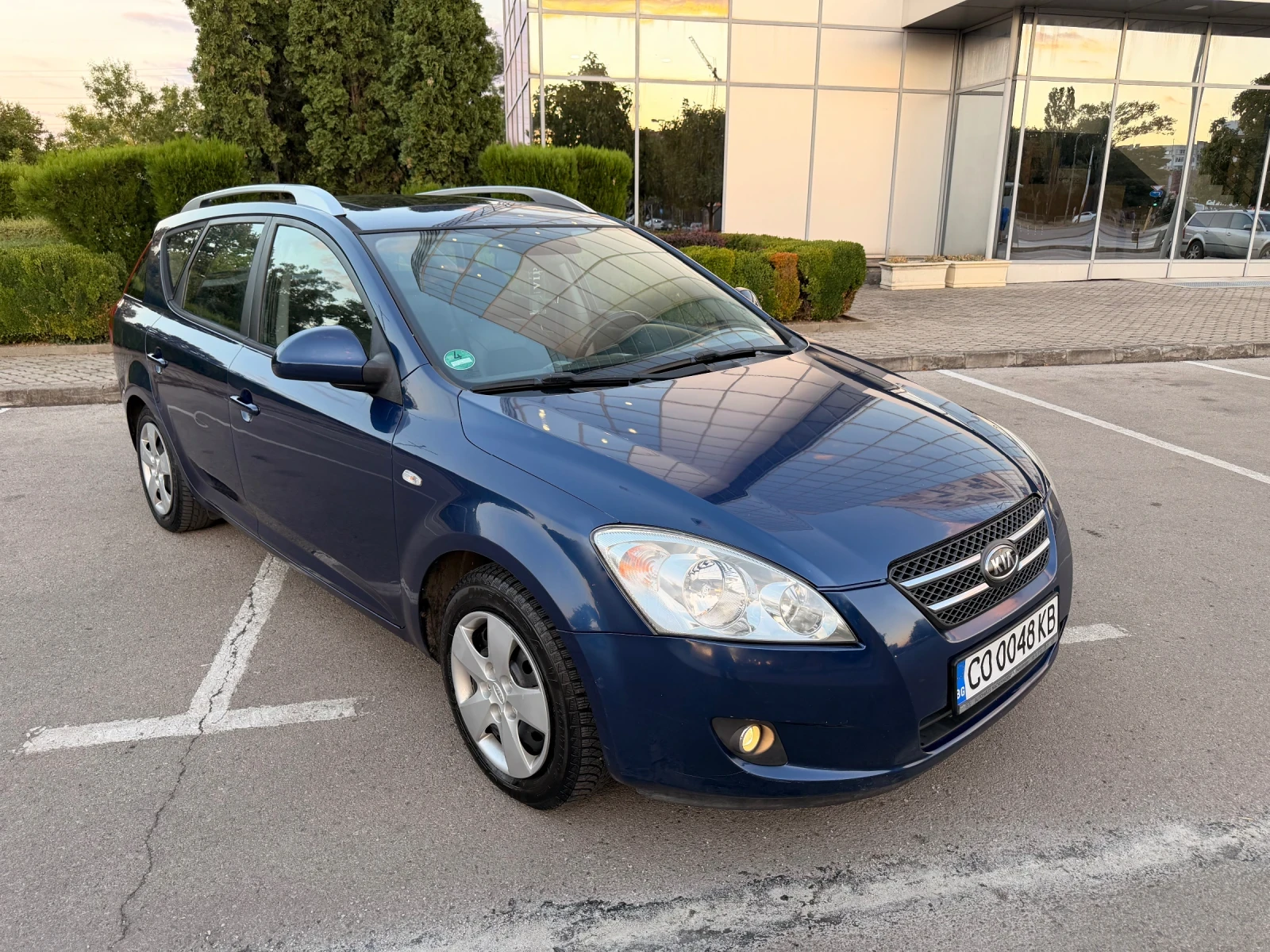 Kia Ceed Газ.Инж Климатроник, снимка 3 - Автомобили и джипове - 55944860