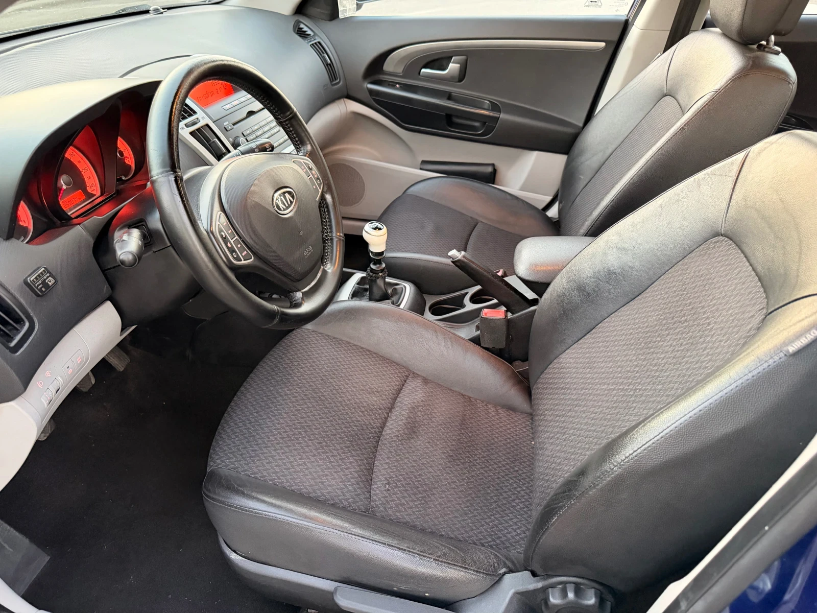 Kia Ceed Газ.Инж Климатроник, снимка 7 - Автомобили и джипове - 55944860