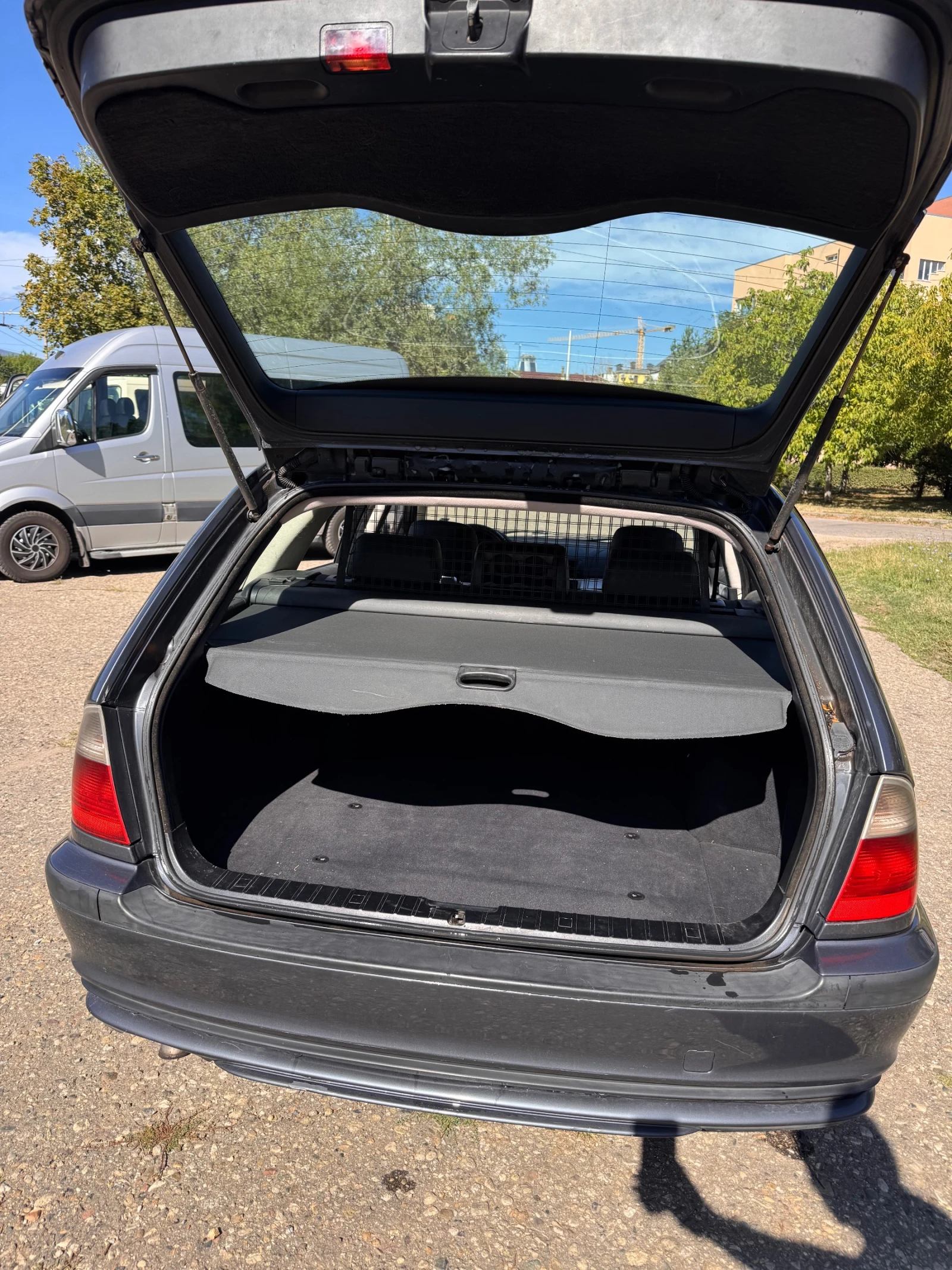 BMW 320, снимка 7 - Автомобили и джипове - 55949070