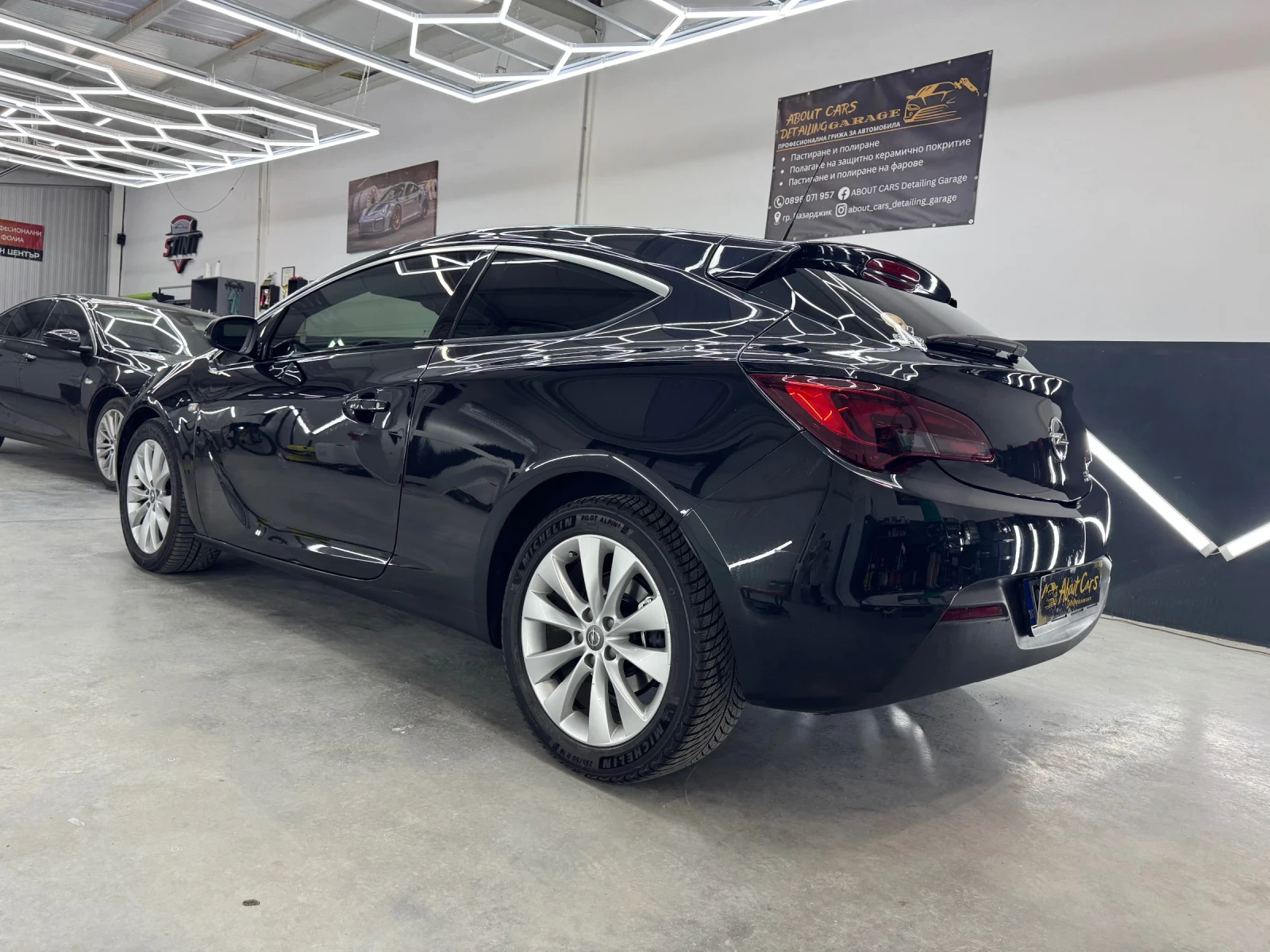 Opel Astra GTC, снимка 4 - Автомобили и джипове - 55995054