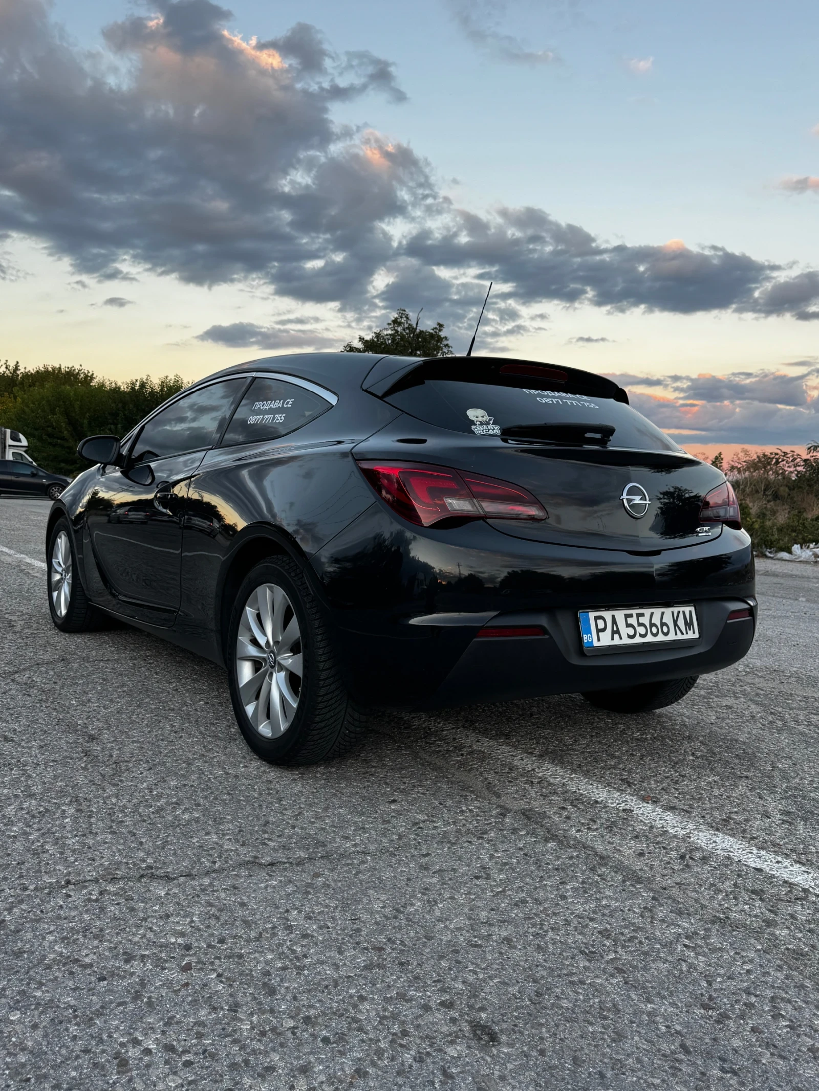Opel Astra GTC, снимка 8 - Автомобили и джипове - 56556433
