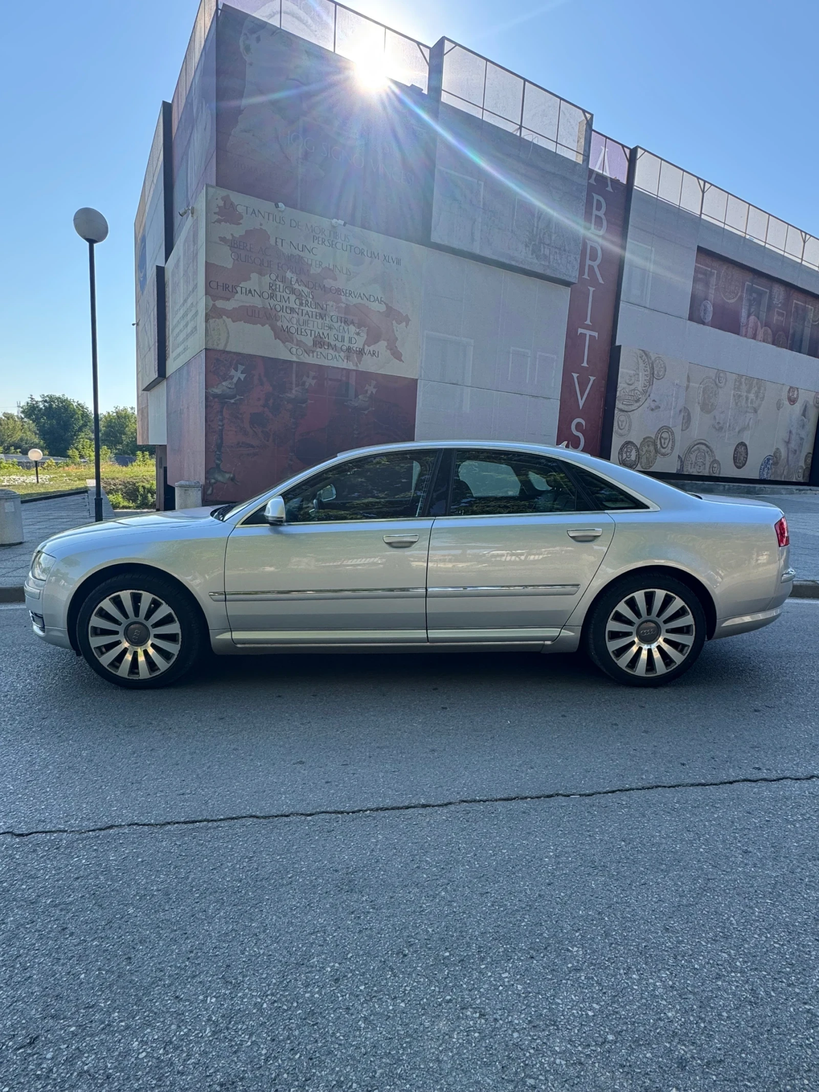Audi A8 3.0 TDI QUATTRO,  фейслифт, без забележка, снимка 4 - Автомобили и джипове - 56258842