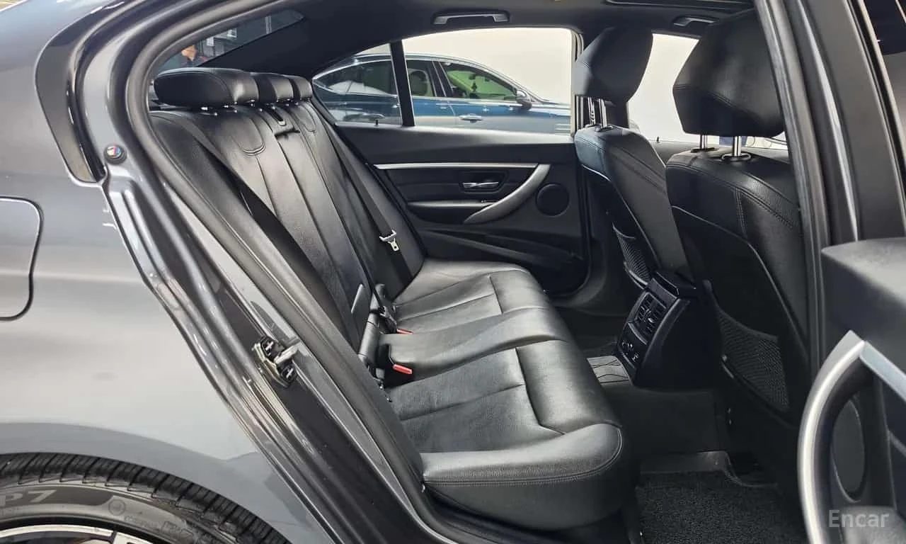BMW 330 M Sport Shadow/����������� | Mobile.bg � ����������� 12