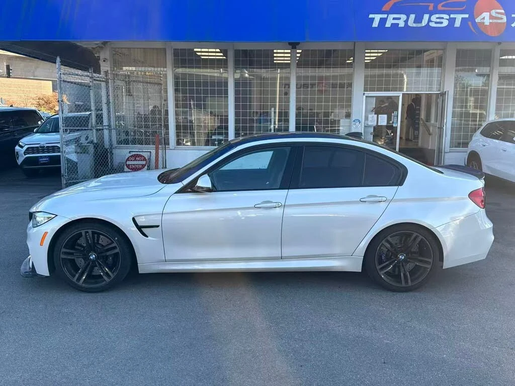 BMW M3 Sedan * ���������� * (���� �� ��) | Mobile.bg � ����������� 8
