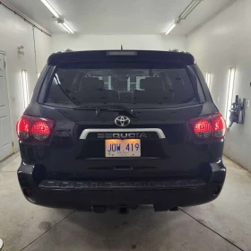 Toyota Sequoia * Platinum * 2 КЛЮЧА* ПОДГРЕВ* KEYLESS* , снимка 4 - Автомобили и джипове - 53644056