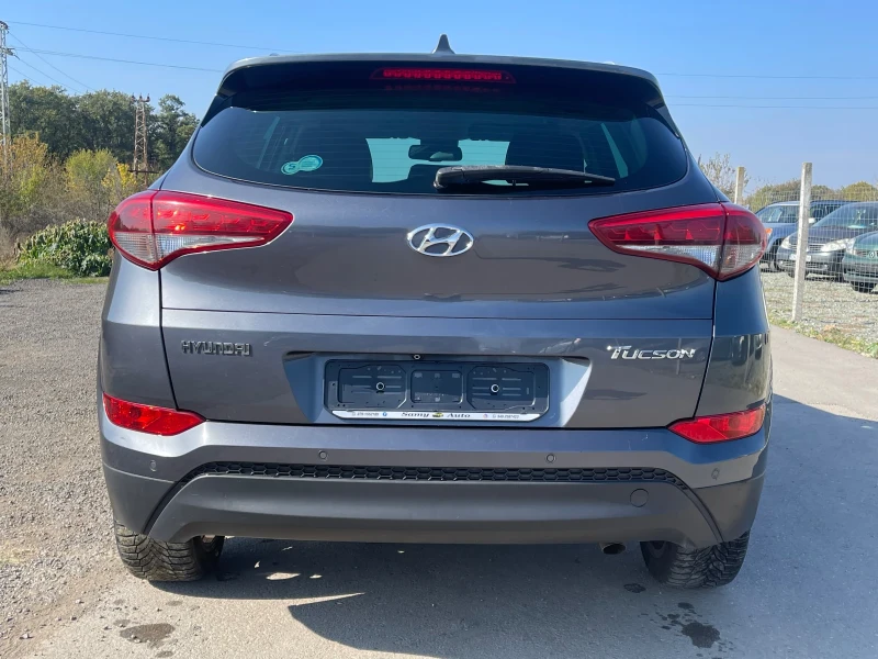 Hyundai Tucson, снимка 5 - Автомобили и джипове - 47769948