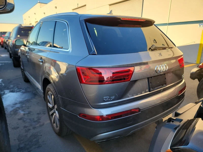 Audi Q7, снимка 4 - Автомобили и джипове - 48726116