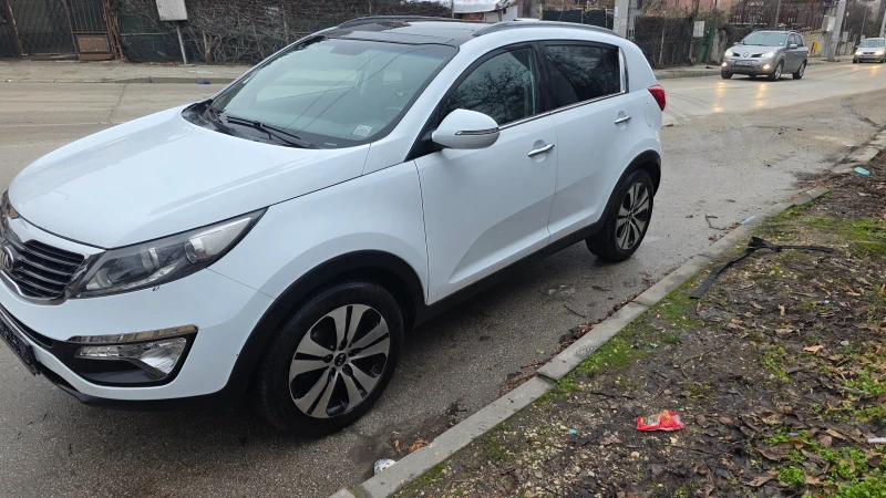 Kia Sportage 1.7d, снимка 6 - Автомобили и джипове - 53433734