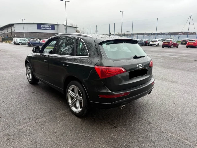 Audi Q5, снимка 4 - Автомобили и джипове - 53588249