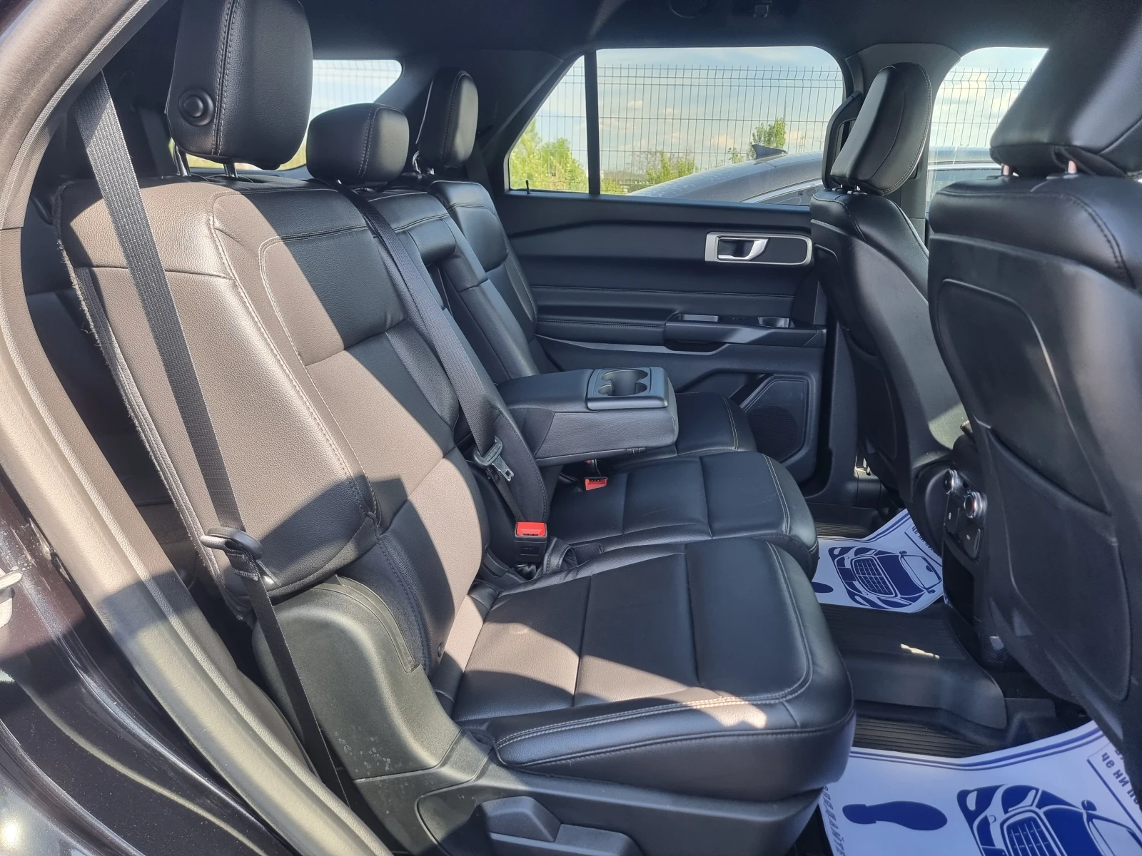 Ford Explorer 2.3 ECOBOOST XLT 7-МЕСТЕН - изображение 8