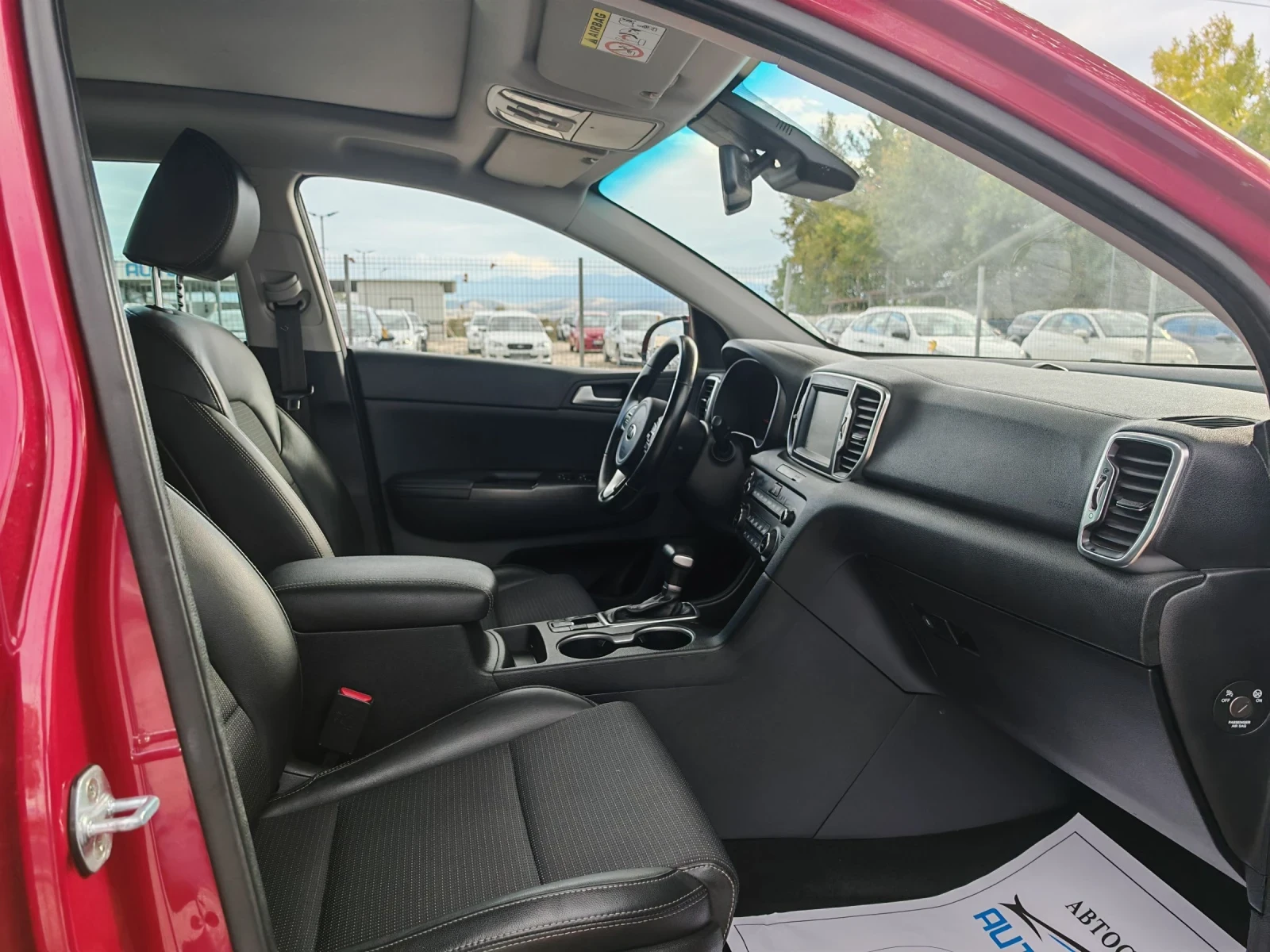 Kia Sportage 1.7. 141 К.С.АВТОМАТ! ПАНОРАМА!98000 КМ! КАТО НОВА - изображение 10