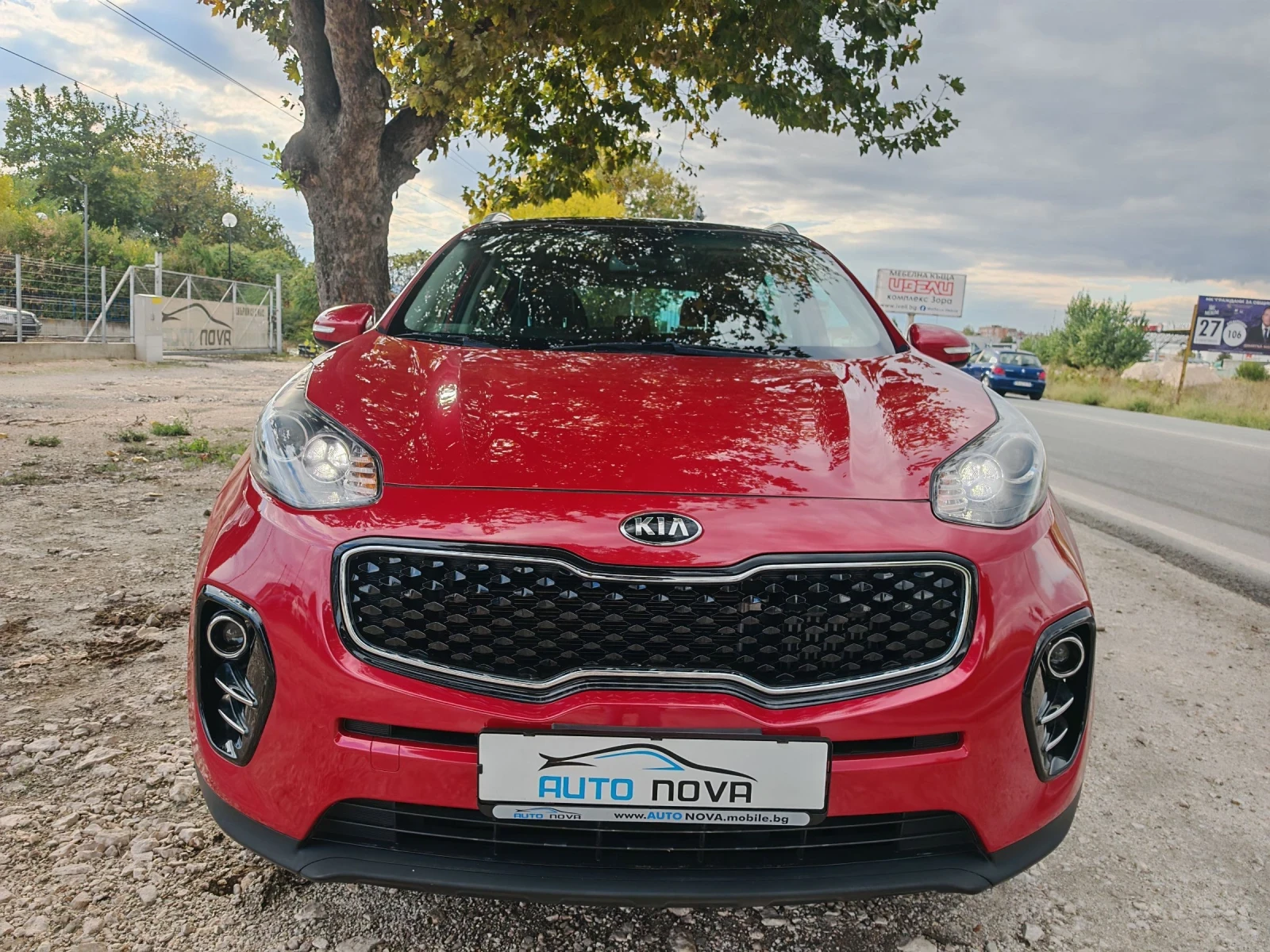 Kia Sportage 1.7. 141 К.С.АВТОМАТ! ПАНОРАМА!98000 КМ! КАТО НОВА - изображение 2