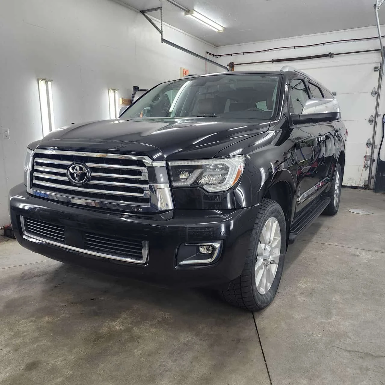 Toyota Sequoia * Platinum * 2 �����* �������* KEYLESS*  | Mobile.bg � ����������� 1