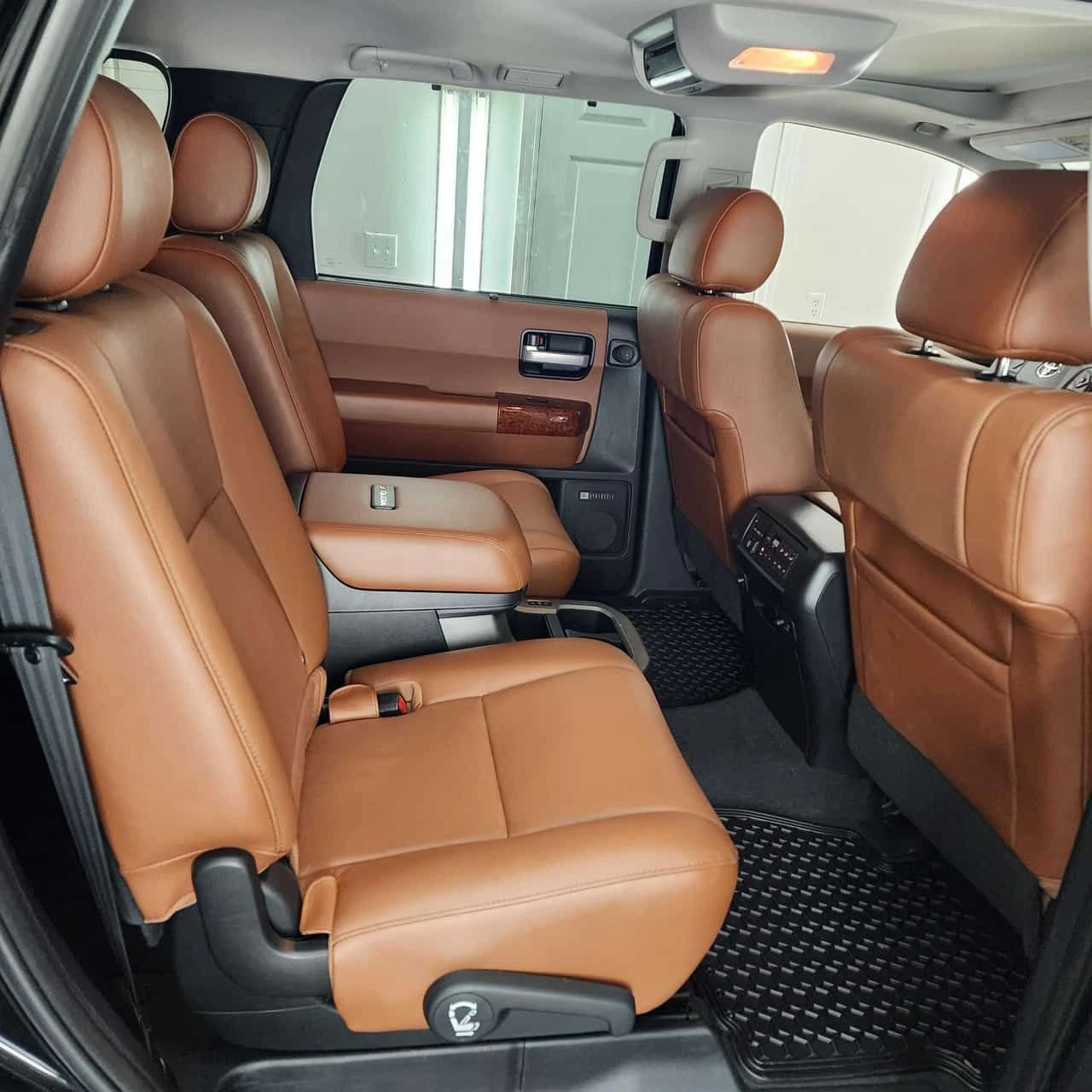 Toyota Sequoia * Platinum * 2 �����* �������* KEYLESS*  | Mobile.bg � ����������� 15