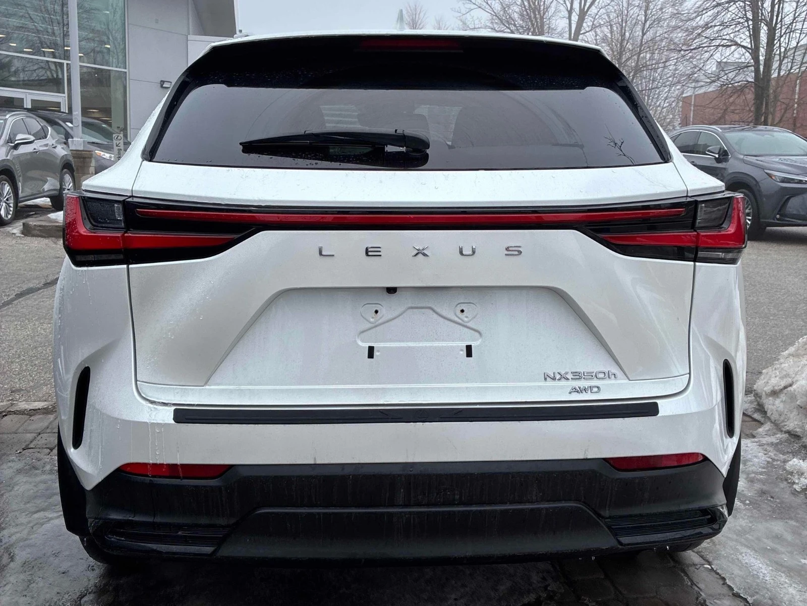 Lexus NX 350h С РЕГИСТРАЦИЯ & АВТО КРЕДИТ, снимка 5 - Автомобили и джипове - 53894824