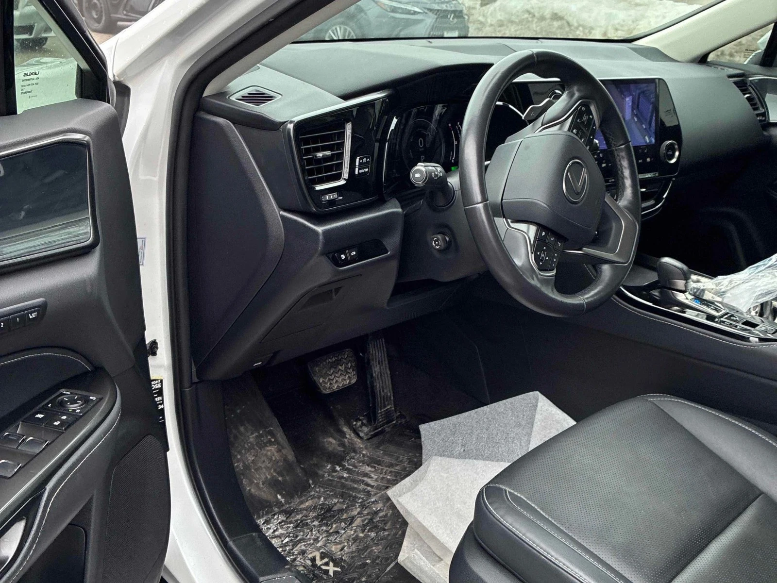 Lexus NX 350h С РЕГИСТРАЦИЯ & АВТО КРЕДИТ, снимка 9 - Автомобили и джипове - 53894824