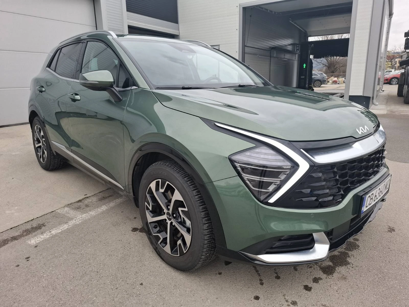 Kia Sportage 1.6 HEV EX, снимка 3 - Автомобили и джипове - 53962856