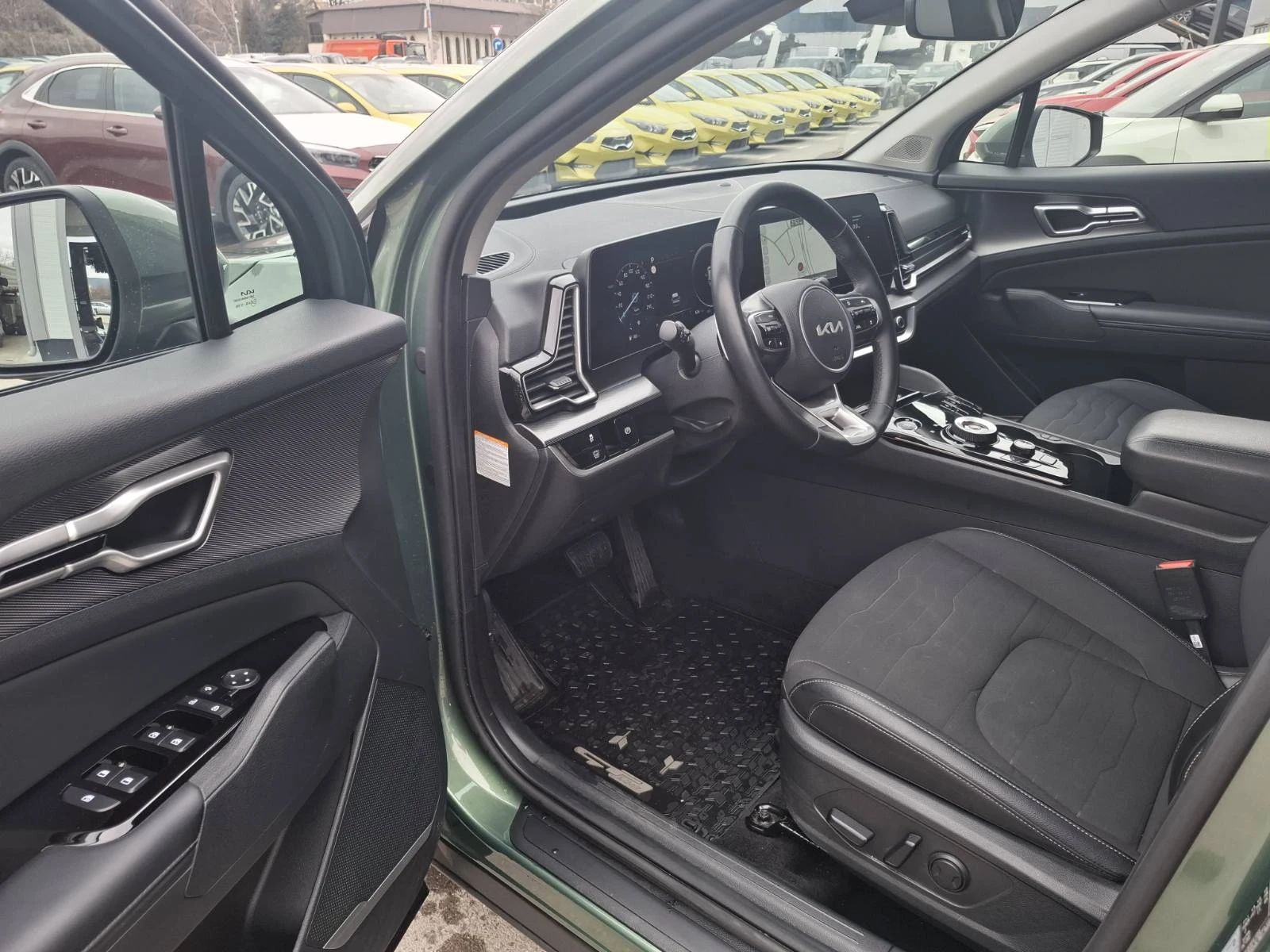 Kia Sportage 1.6 HEV EX, снимка 9 - Автомобили и джипове - 53962856