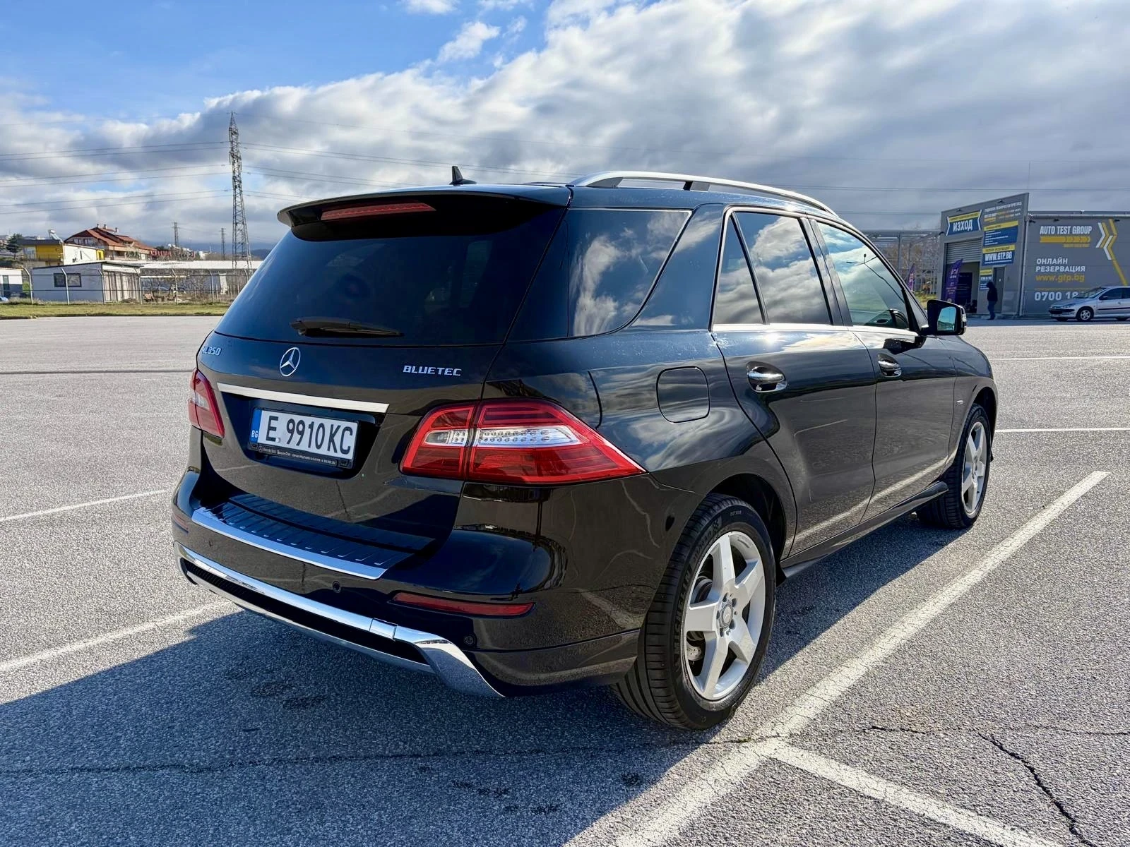 Mercedes-Benz ML 350, снимка 4 - Автомобили и джипове - 54016347