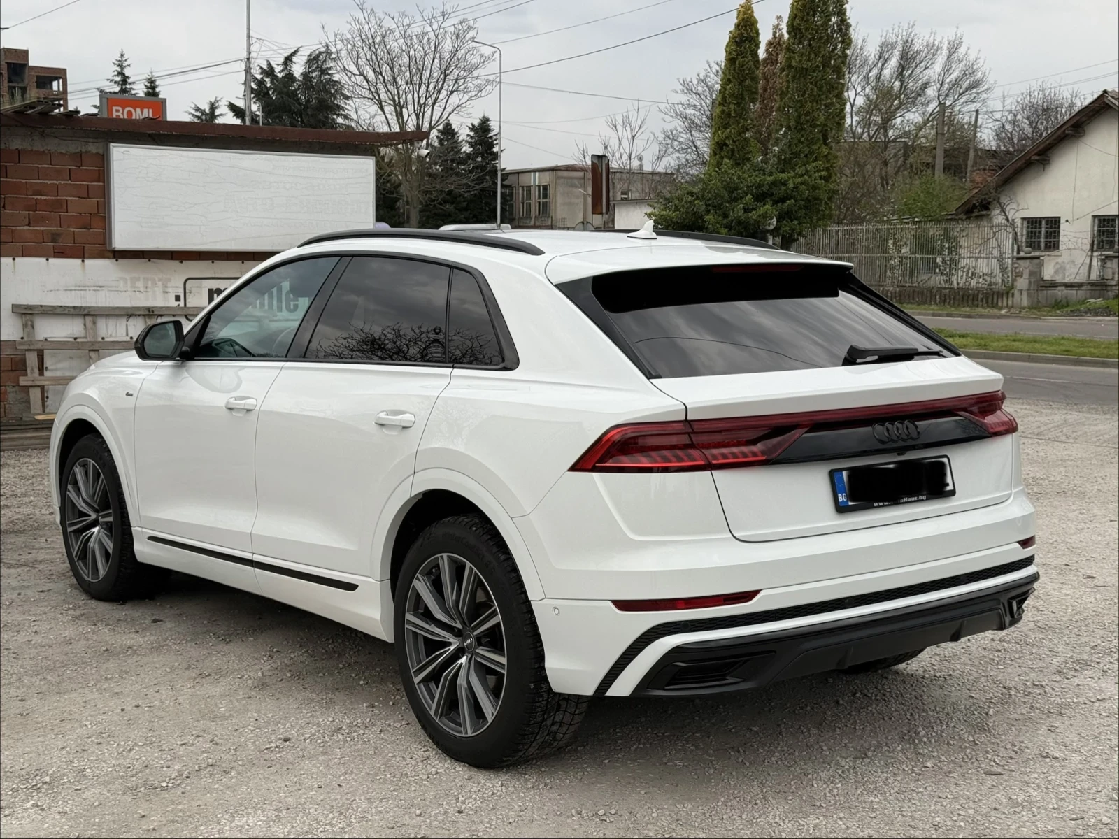 Audi Q8, снимка 3 - Автомобили и джипове - 54389811