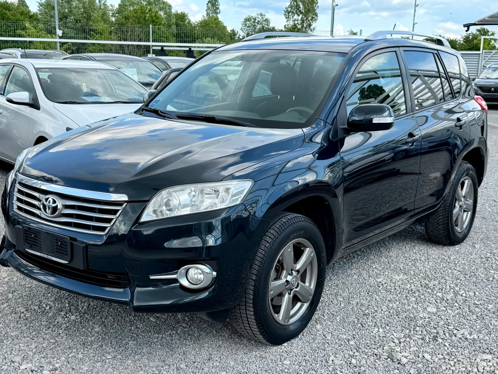 Toyota Rav4 2.2D4D-4x4-195000км.