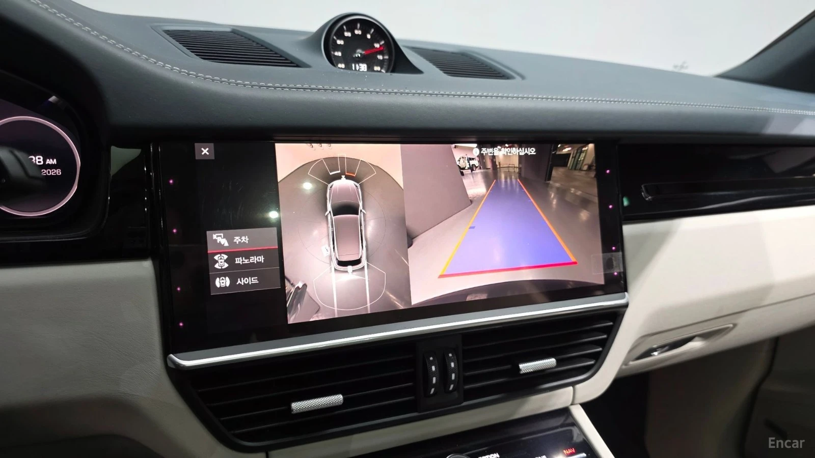 Porsche Cayenne 3.0* HUD* 360* КОЖА* ОБДУХВ* НАВИ* ПАНО, снимка 13 - Автомобили и джипове - 55466656