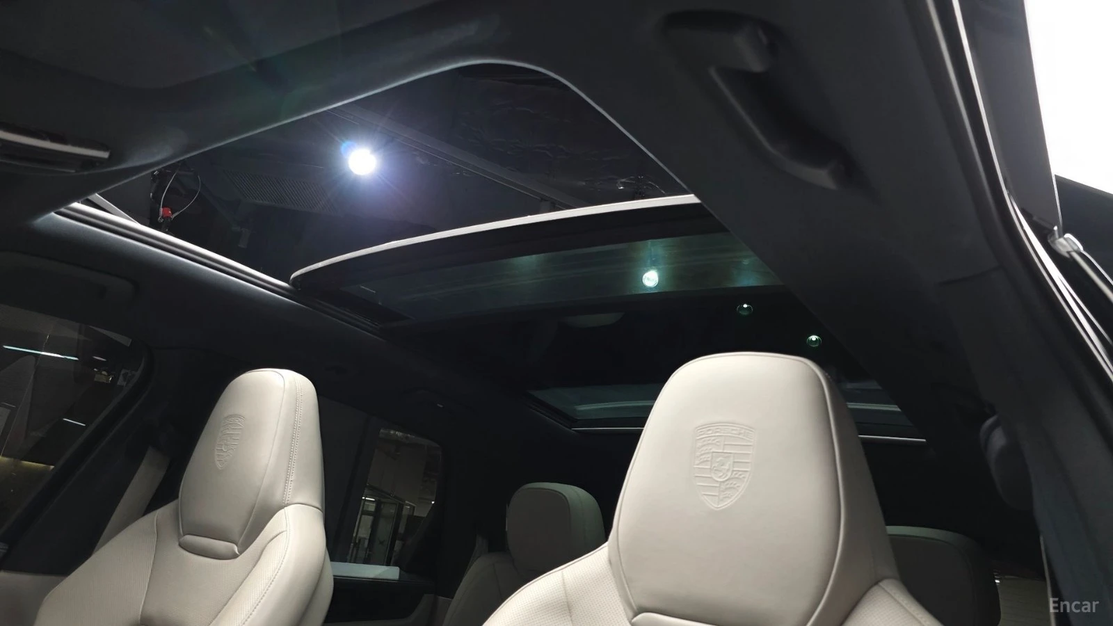 Porsche Cayenne 3.0* HUD* 360* КОЖА* ОБДУХВ* НАВИ* ПАНО, снимка 14 - Автомобили и джипове - 55466656
