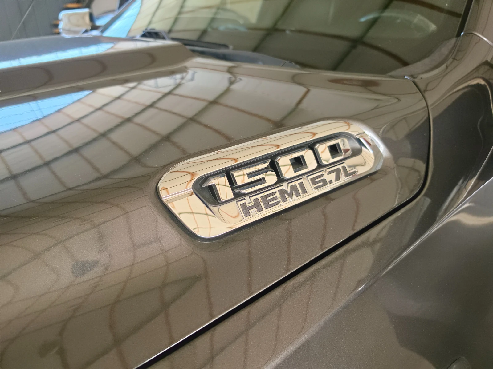 Dodge RAM 1500 5, 7 V8 HEMI + 50hp. e-torque , снимка 14 - Автомобили и джипове - 55846848