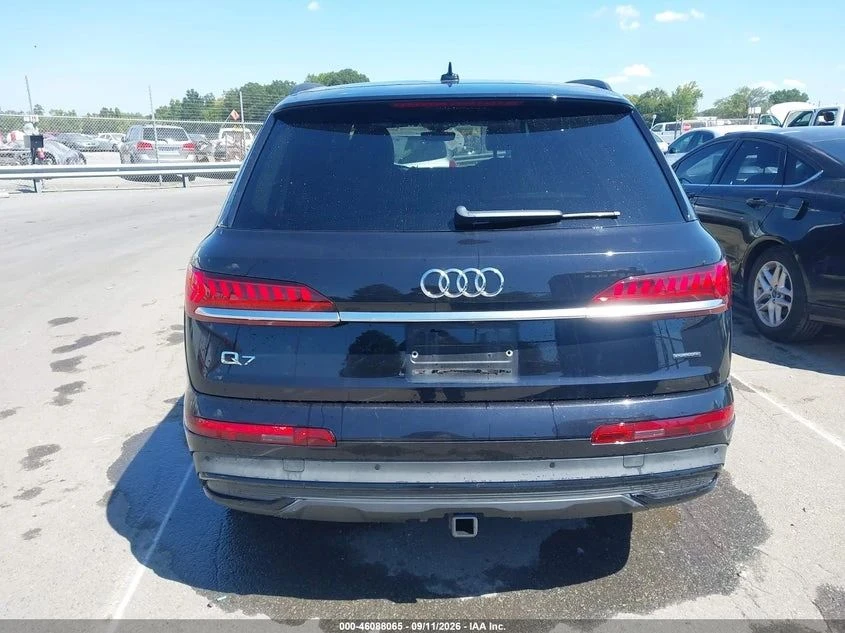 Audi Q7, снимка 7 - Автомобили и джипове - 56700339