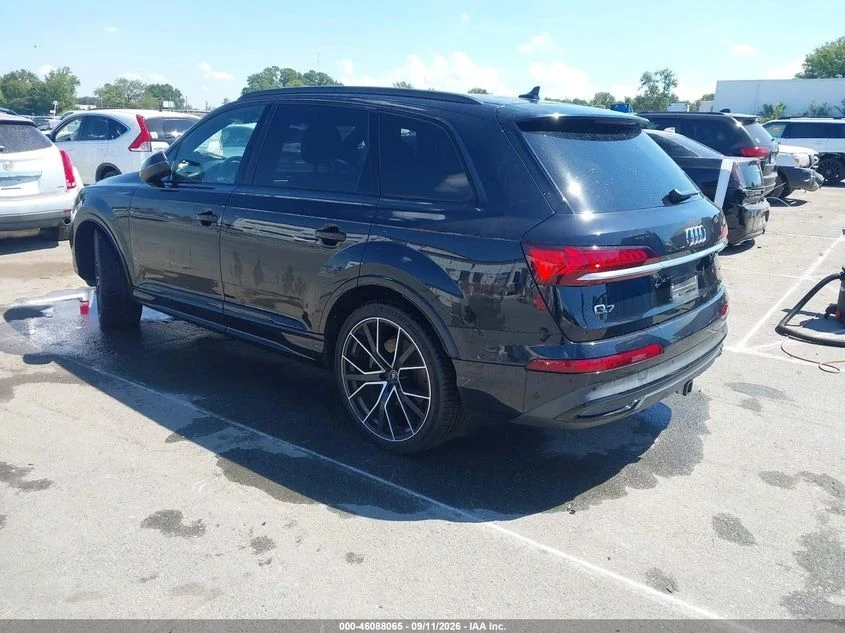 Audi Q7, снимка 8 - Автомобили и джипове - 56700339